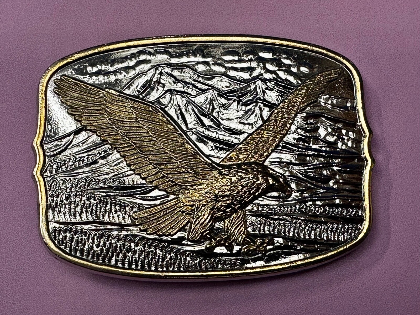 Vintage Soaring Patriotic USA Eagle Hawk w/ Mountains Belt Buckle 3.5” x 2.5”