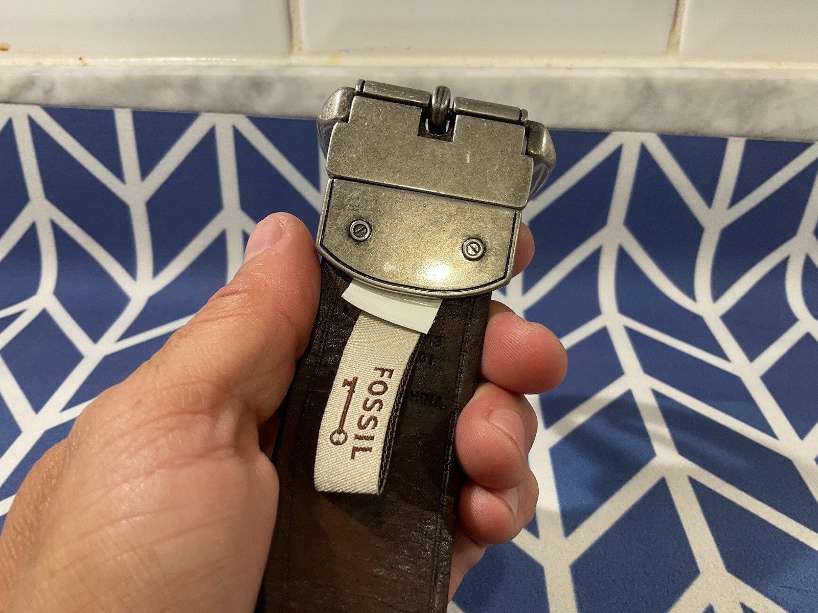 Fossil Key Silver Buckle Mens Leather Large Black Brown Reversible Belt L Large