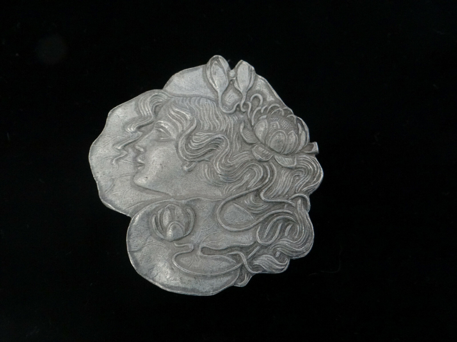 Sandy Val Pewter Belt Buckle Ladys Head Floral 1971 Hippy Era