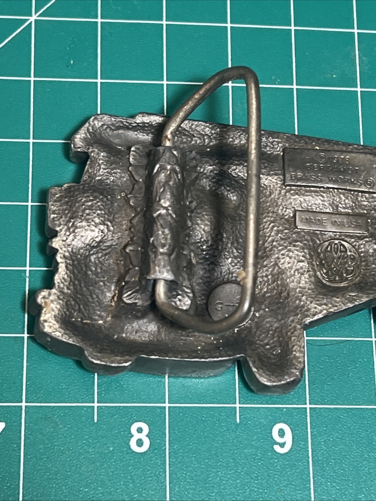 RED FIRE LADDER TRUCK SHAPED CUTOUT BELT BUCKLE BERGAMOT BRASS WORKS USA 1978