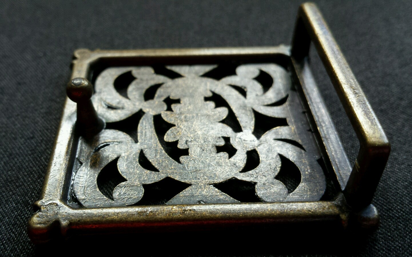 RHINESTONE CUTOUT FLORAL WESTERN BELT BUCKLE VINTAGE BRASS BRONZE TONE LOOK