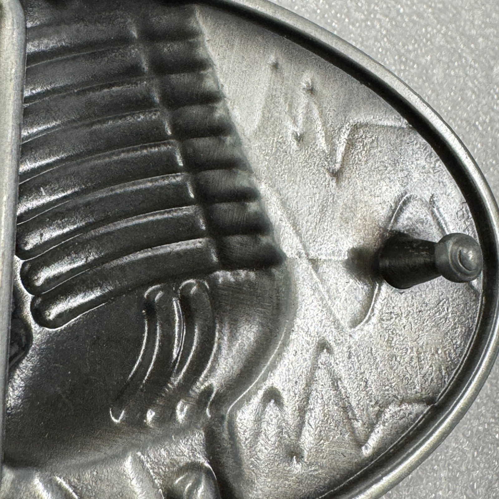 Microphone Sound Wave Belt Buckle Retro Music Rockabilly Metal