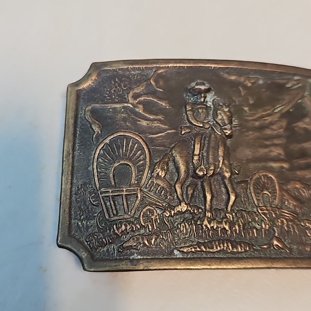 Vintage Western Belt Buckle Pioneers Wagon Train Trail Cowboy Horse