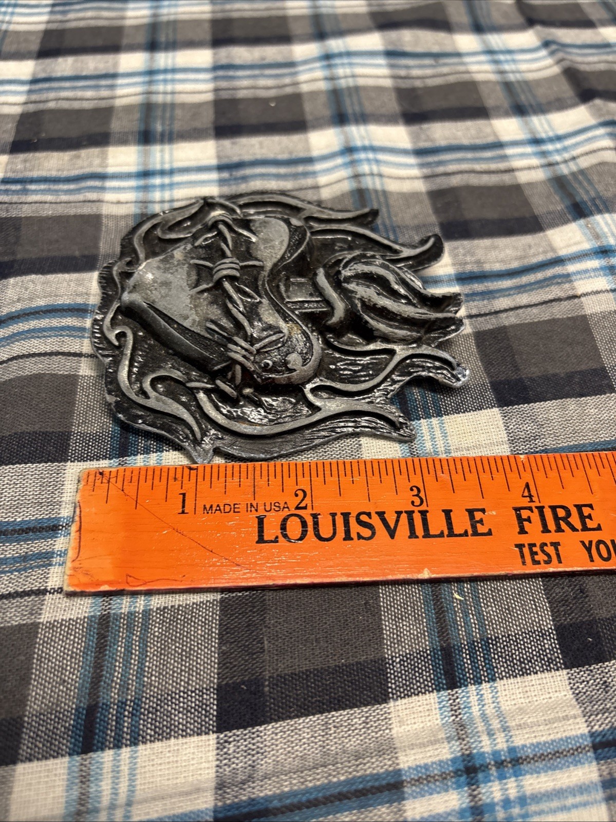 HEAVY METAL MFG. Belt Buckle Flaming Heart Barb Wire Metal DD2