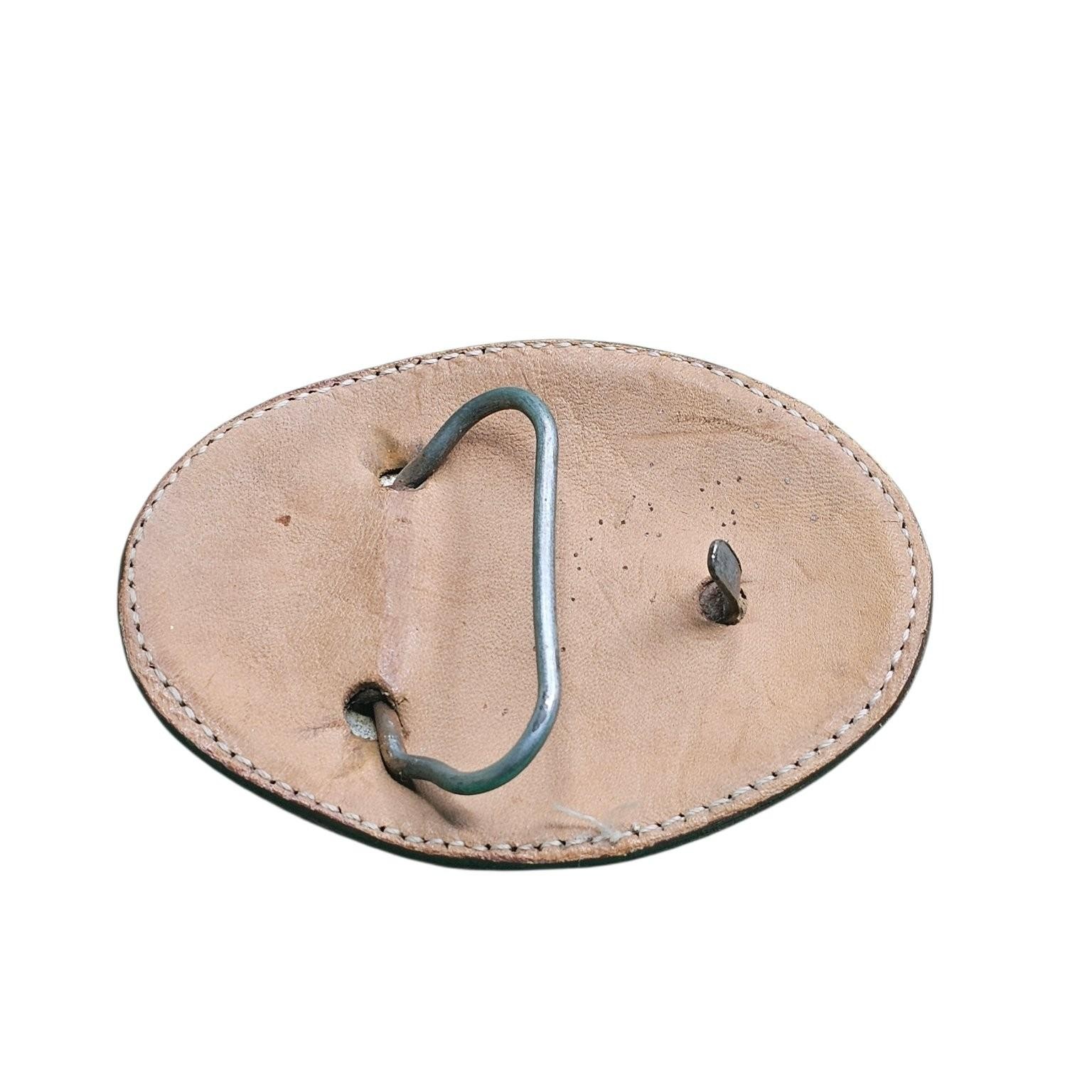 Western Style Men&rsquo;s Belt Buckle Brown Leather White Embroidered Horses