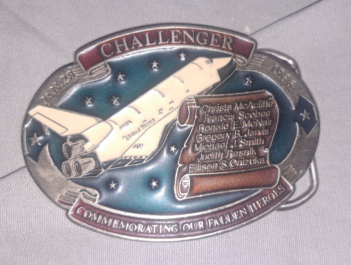 Vintage NASA Space Shuttle CHALLENGER Jan 28 1986 Commemorative Belt Buckle