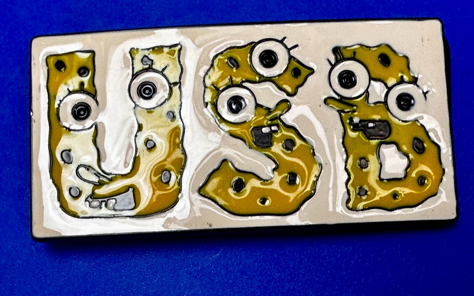 Yellow USB Letters Sponge Bob? Eyes Teeth Novelty Funny Belt Buckle