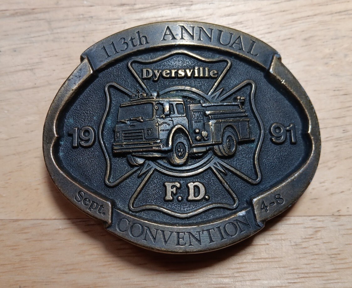 Fire Department Firefighter Fireman Firetruck Belt Buckle 1991 Responder VINTAGE
