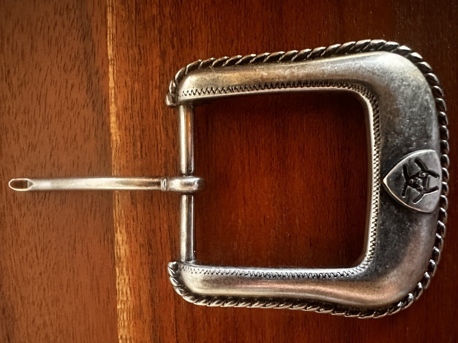 Vintage Ariat Western rope style Belt Buckle Silver Toned Rope Edge 2006