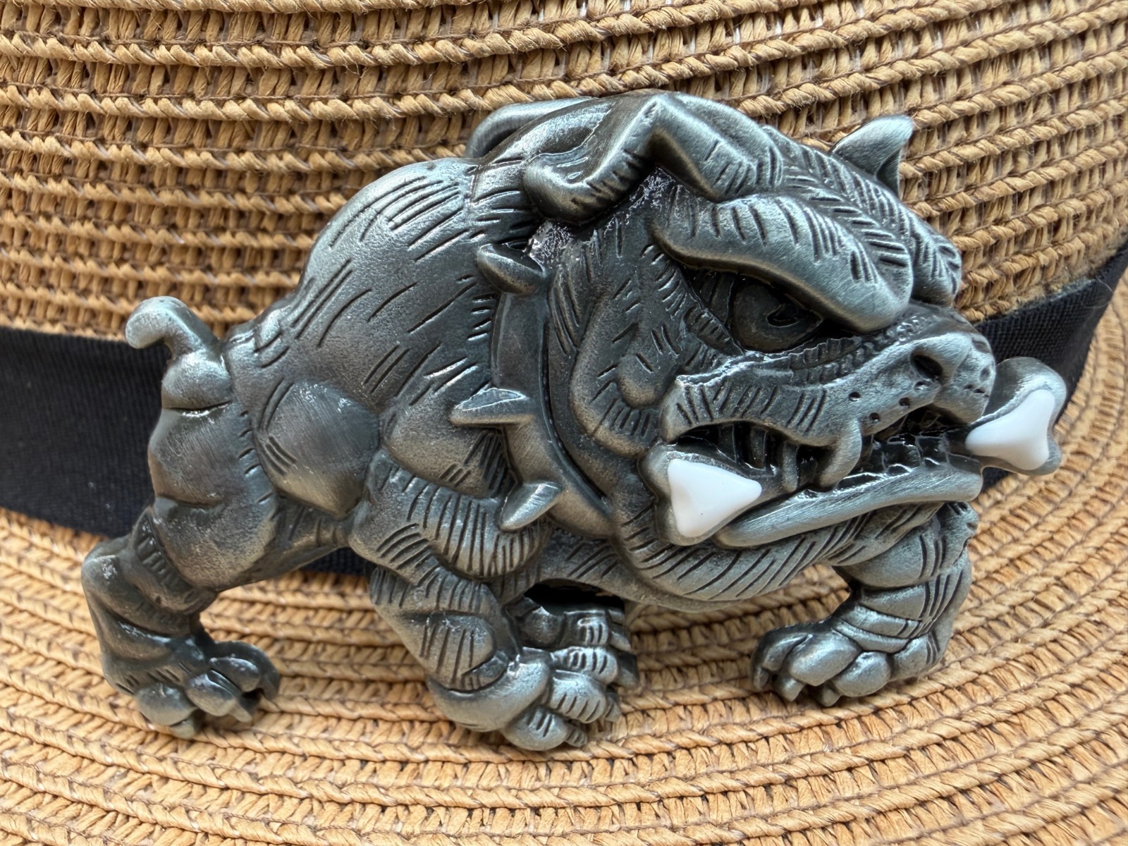 Antiqued Silver Retro British Dog Western Belt Buckle