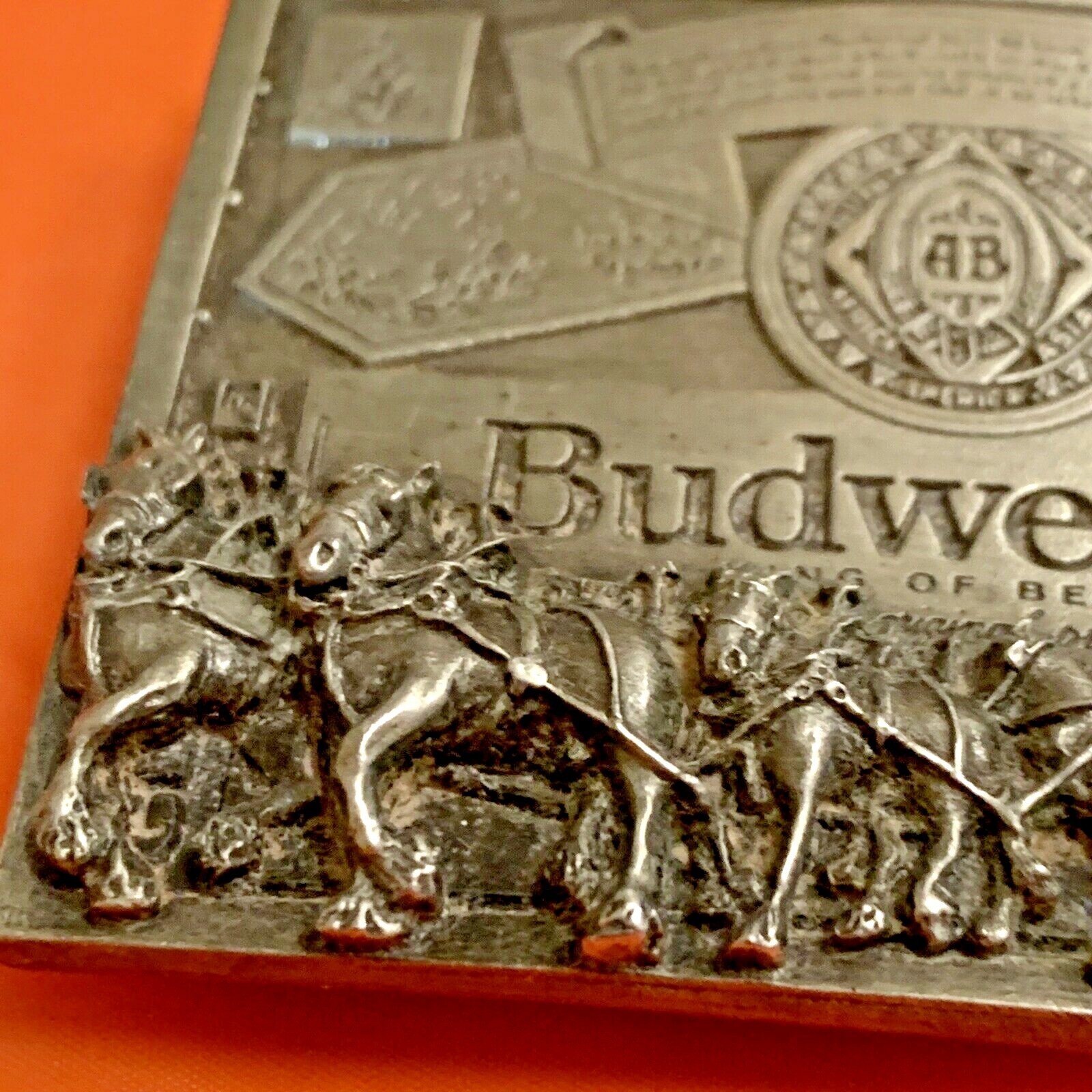 VINTAGE BELT BUCKLE BUDWEISER Bud King of Beers Raised Clydesdales Beautiful EUC
