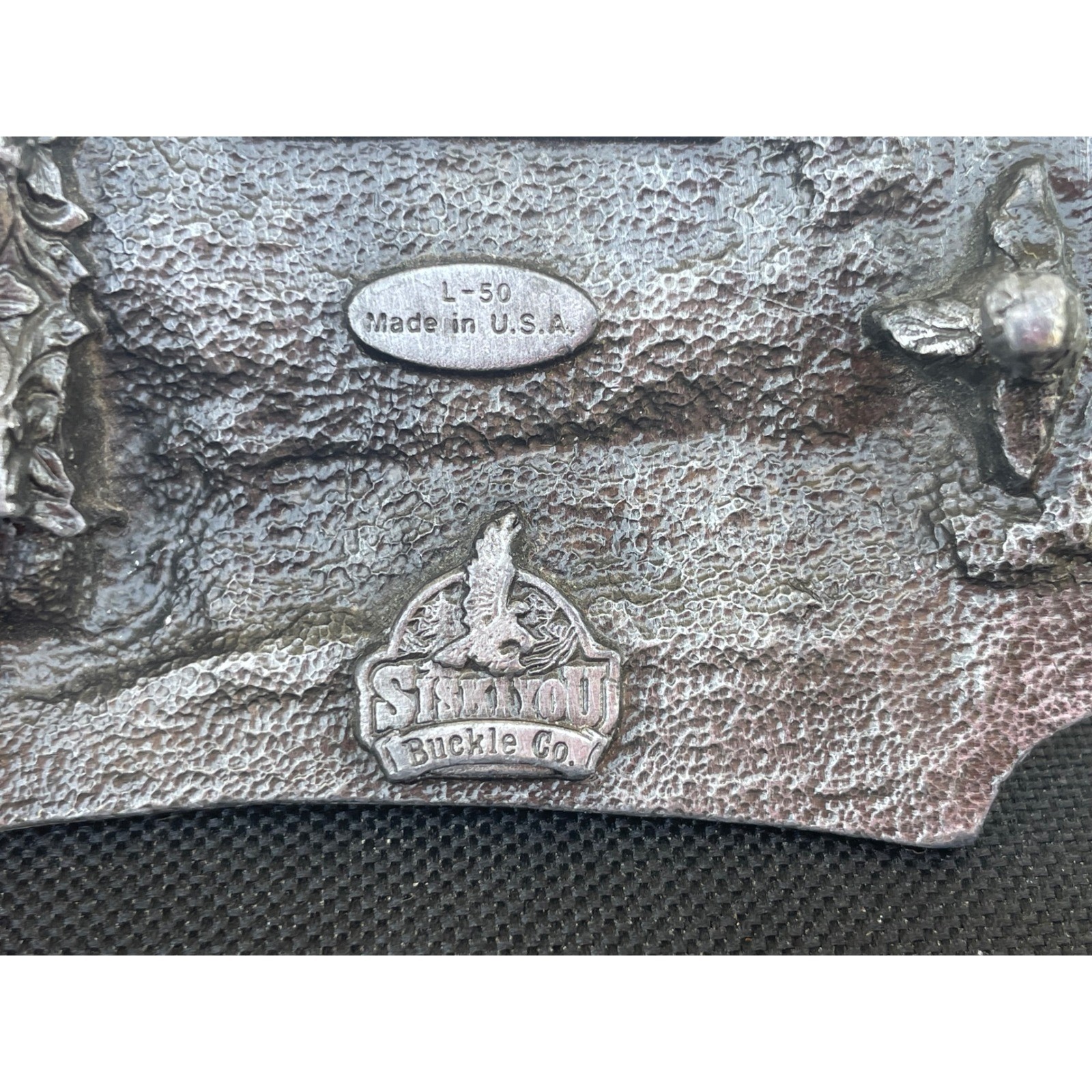 Siskiyou 1987 Vintage RV Motorhome Mountain Scene Belt Buckle L-50 Silver Pewter