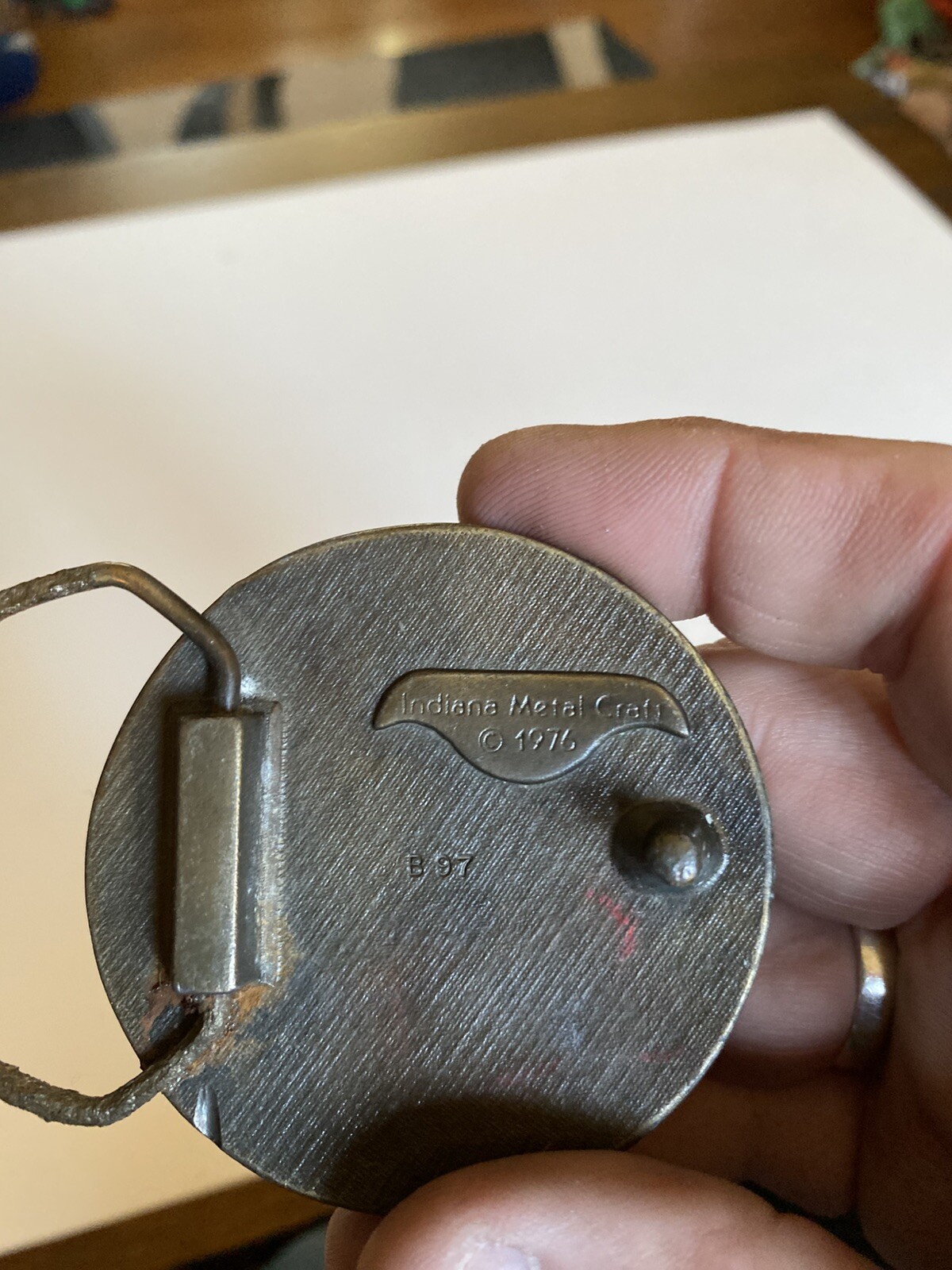 Belt Buckle Vintage 1976 Indiana Metal Craft Ducks Flying Round