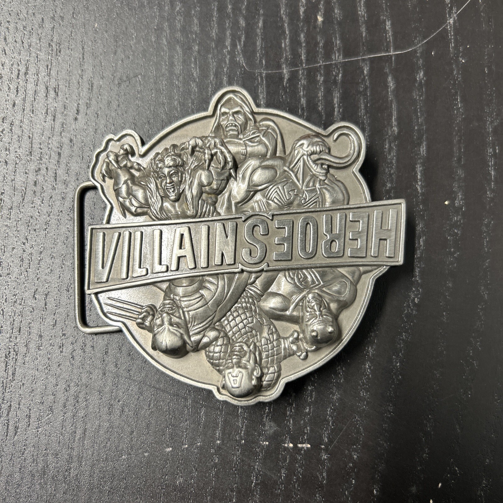 Heroes Villains Belt Buckle Marvel 2009 Reversible Up Down Nice! Captain America