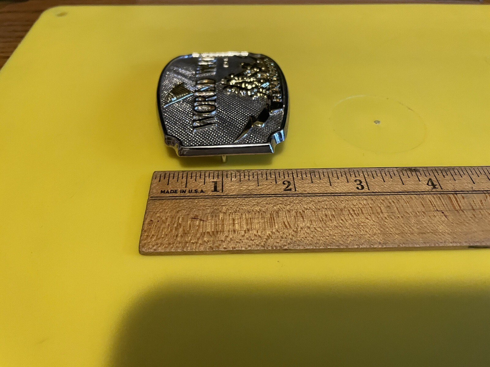 WORLD WAR II “REMEMBERED”UNBRANDED BELT BUCKLE MADE USA NEW WO/PKG 2×3.5” L41