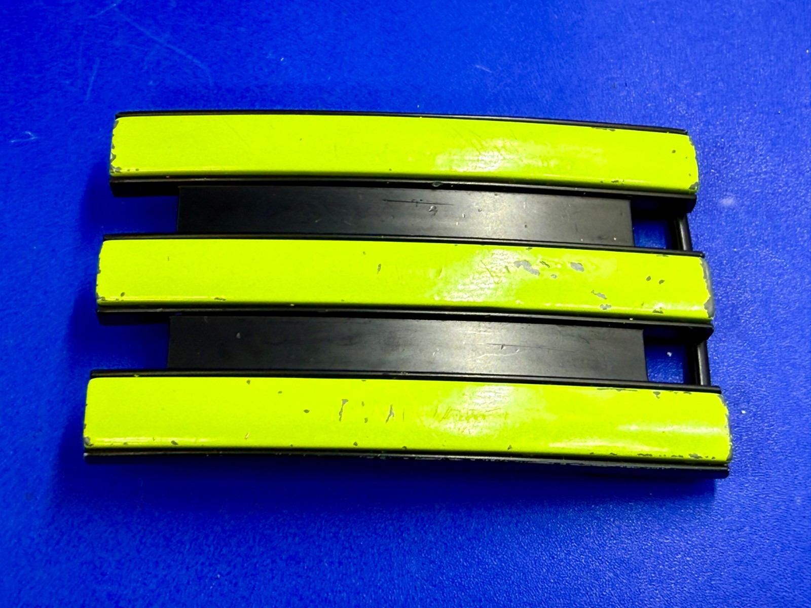 Adidas Golf 3 Stripe Green & Black Color Trophy Award Style Vintage Belt Buckle