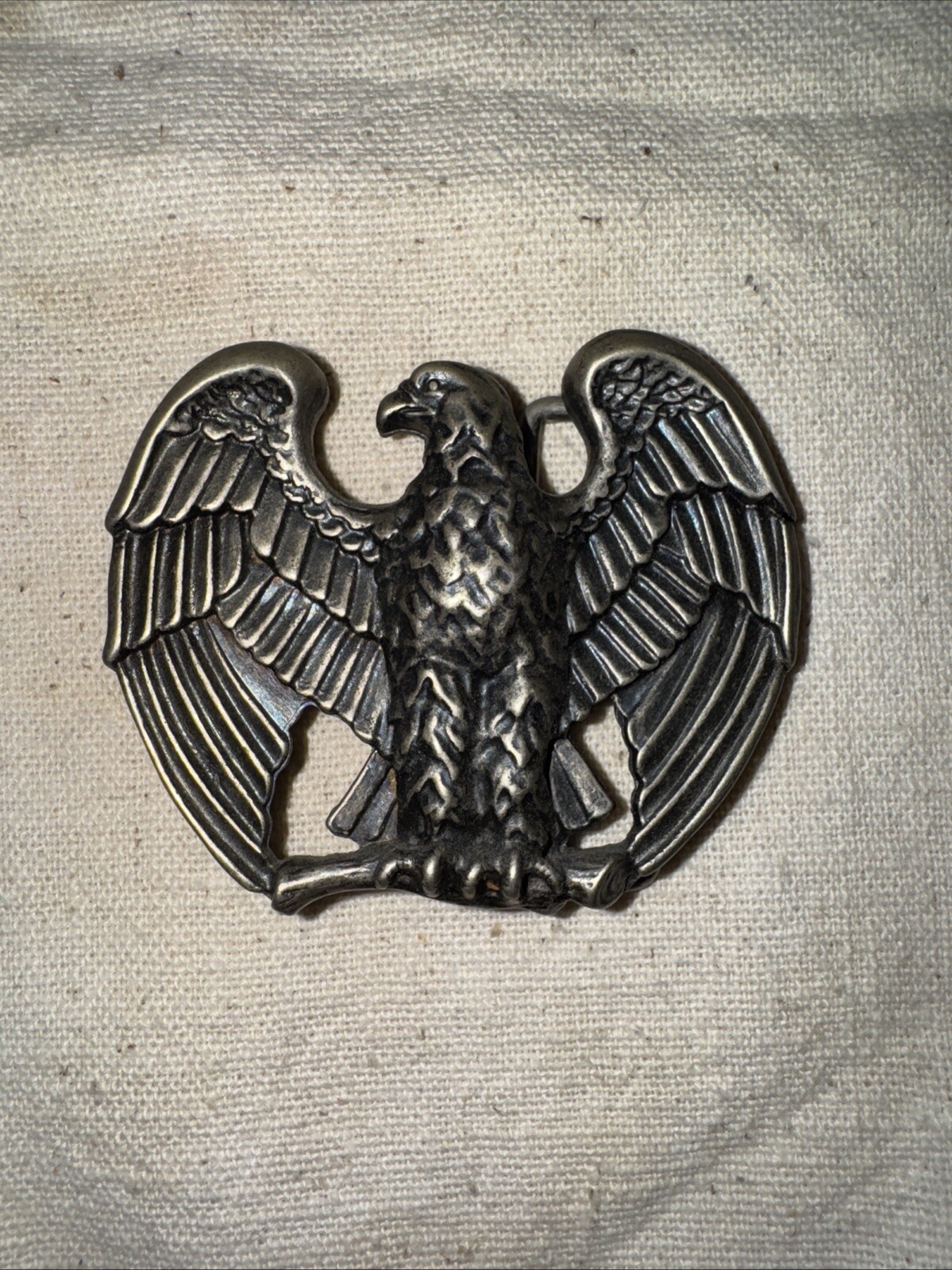 Vintage Avon Pewter Tone Metal Eagle Belt Buckle. (B4).
