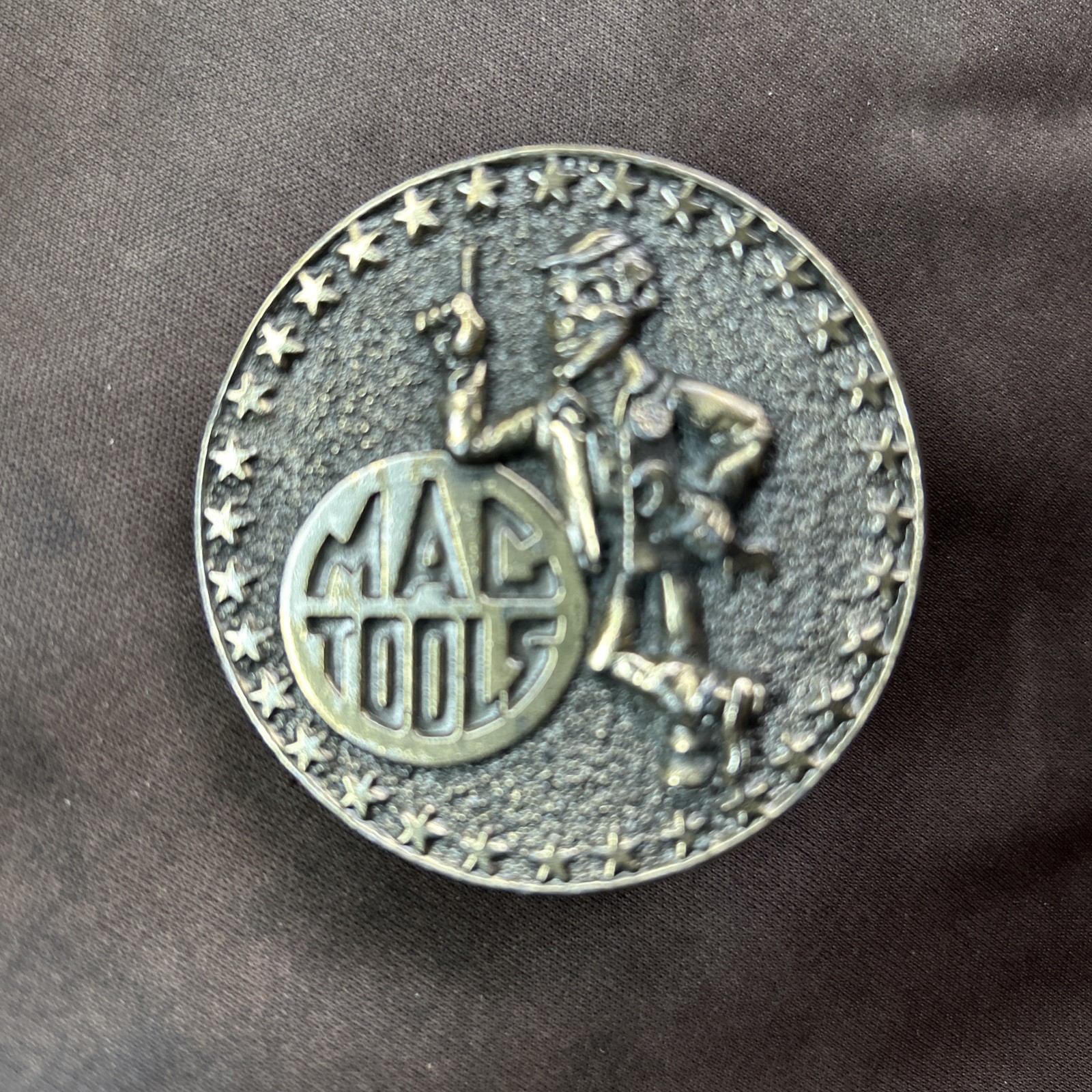 Vintage Mac Tools Belt Buckle. Limited Edition Round Metal With Stars. RARE—