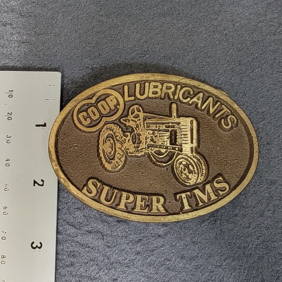 Farmland IND Series 1 John Deere A Coop Lubricants Blue Gard 500 belt buckle