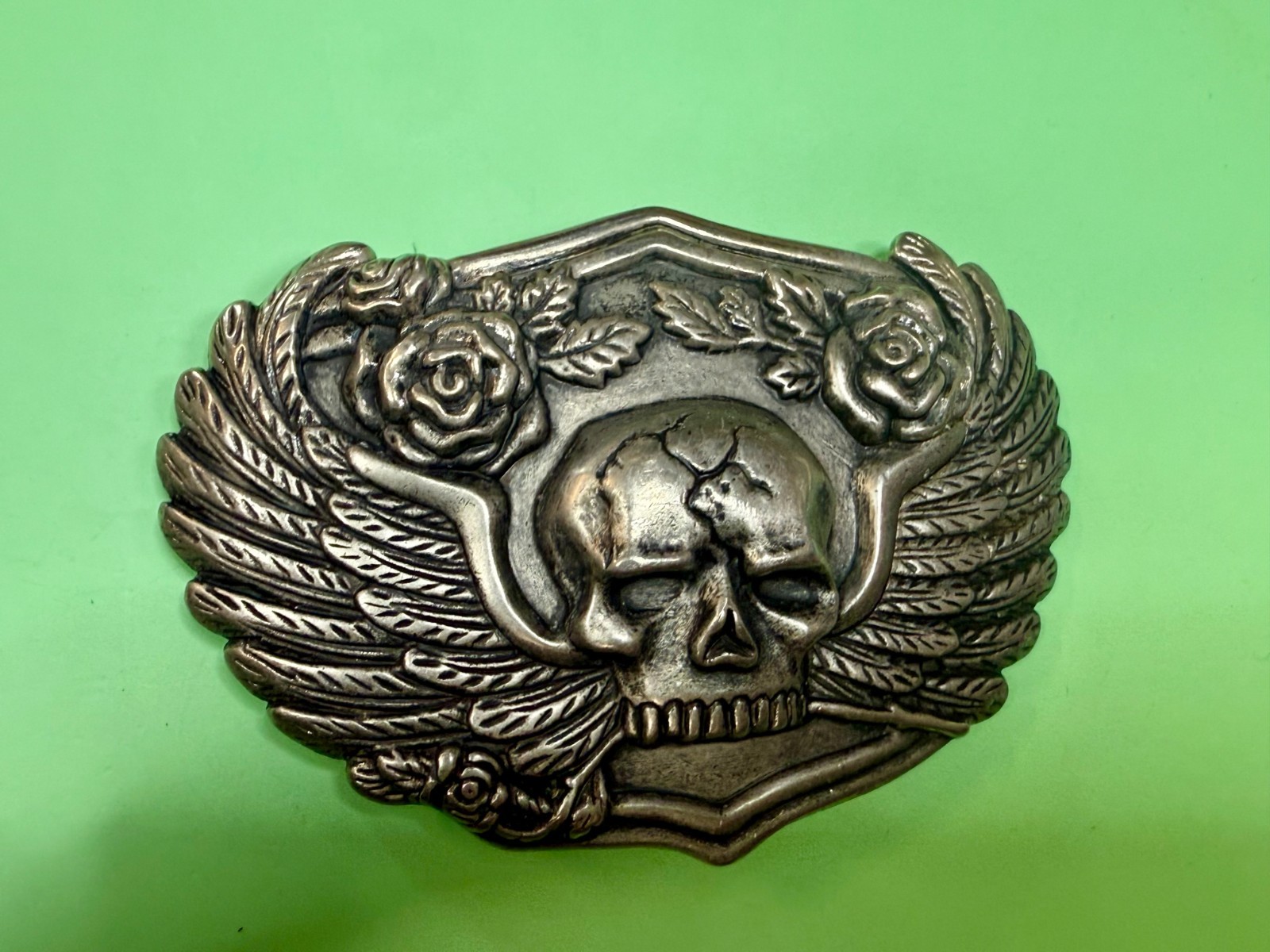 Skull with Wings Roses Halloween Gothic Punk Biker Vibe Silver Tone Belt Buckle