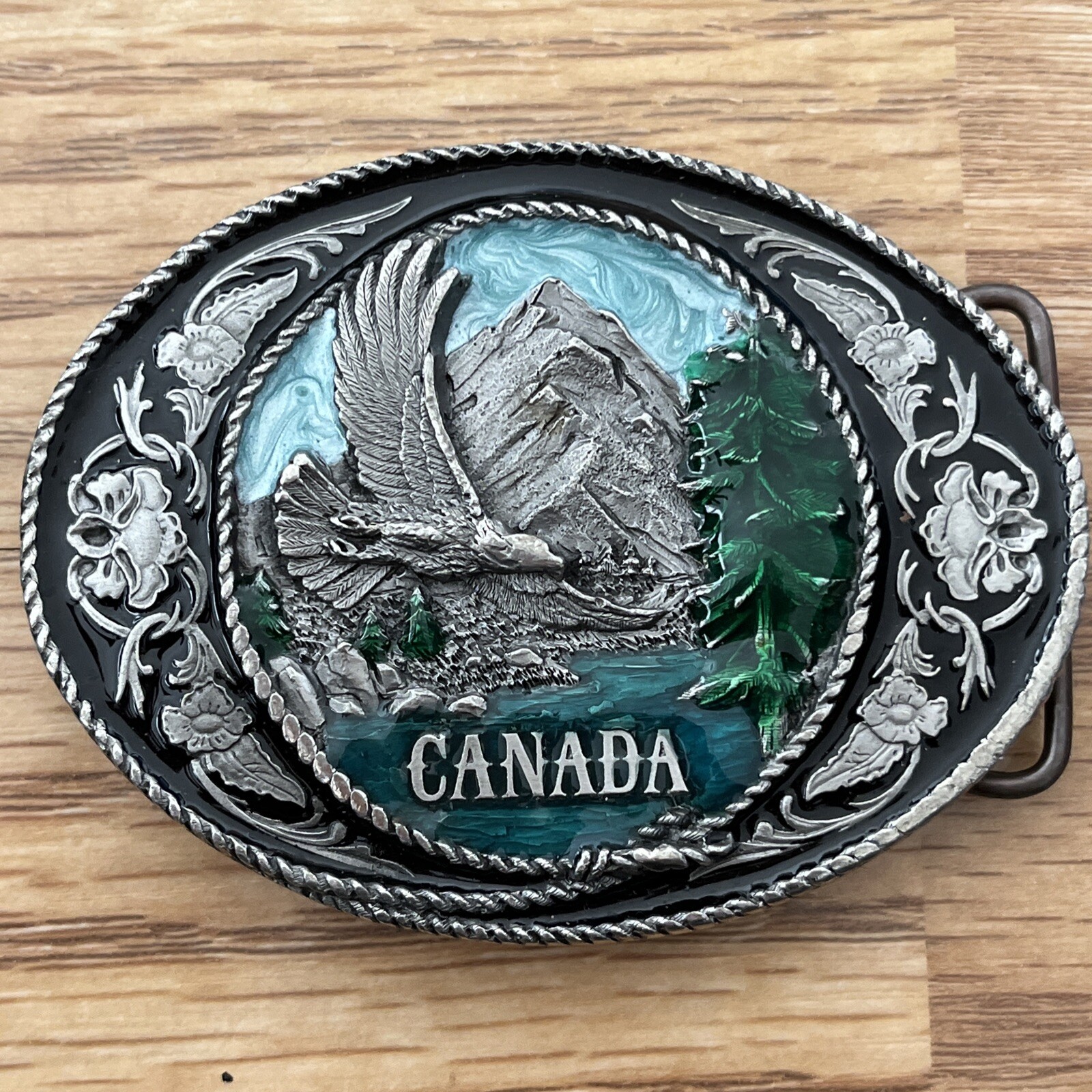 Vintage Siskiyou Canada Belt Buckle 90’s Mountain Eagle Enamel