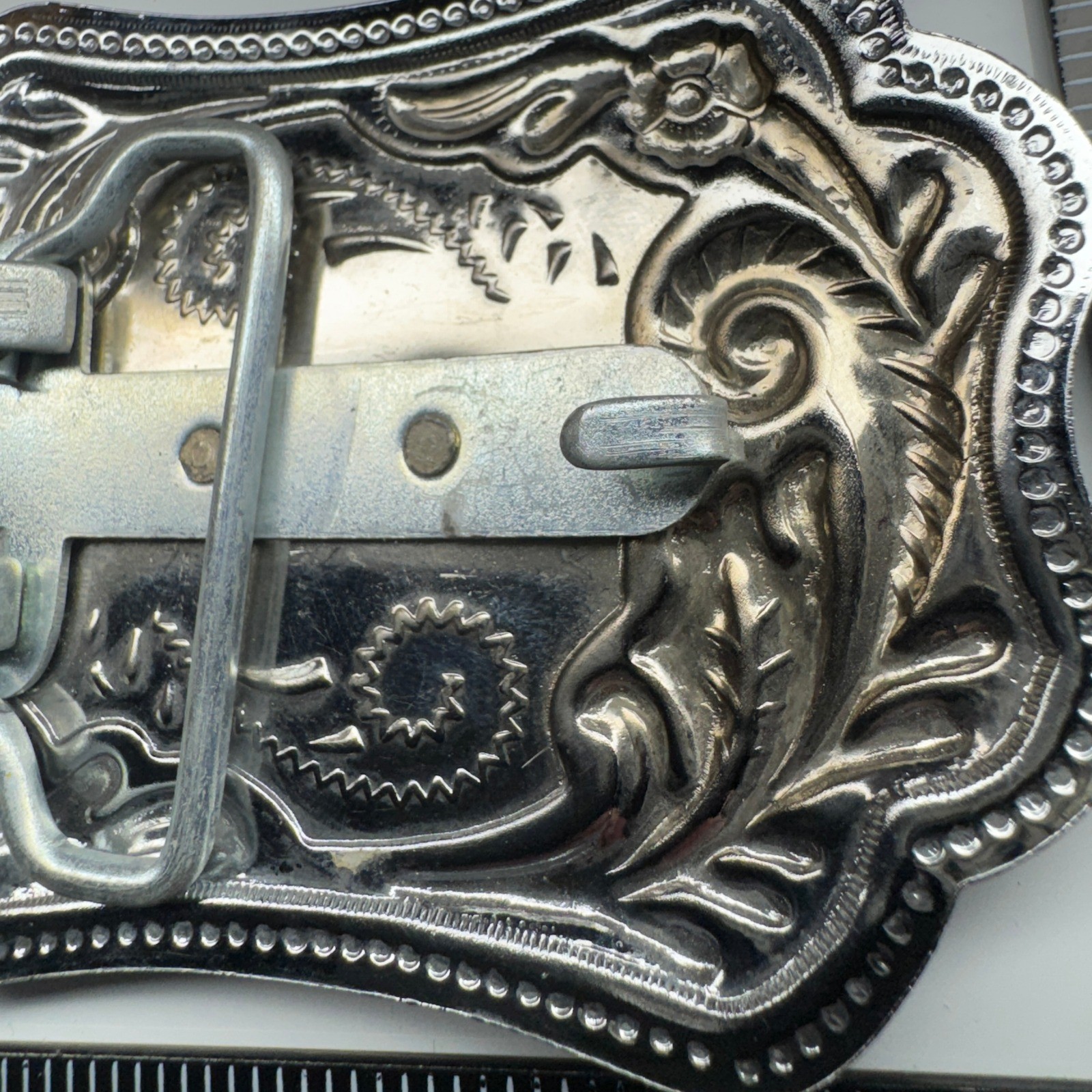 Western Eagle Belt Buckle Silver Tone Gold Tone Ornate Floral Design Cowboy