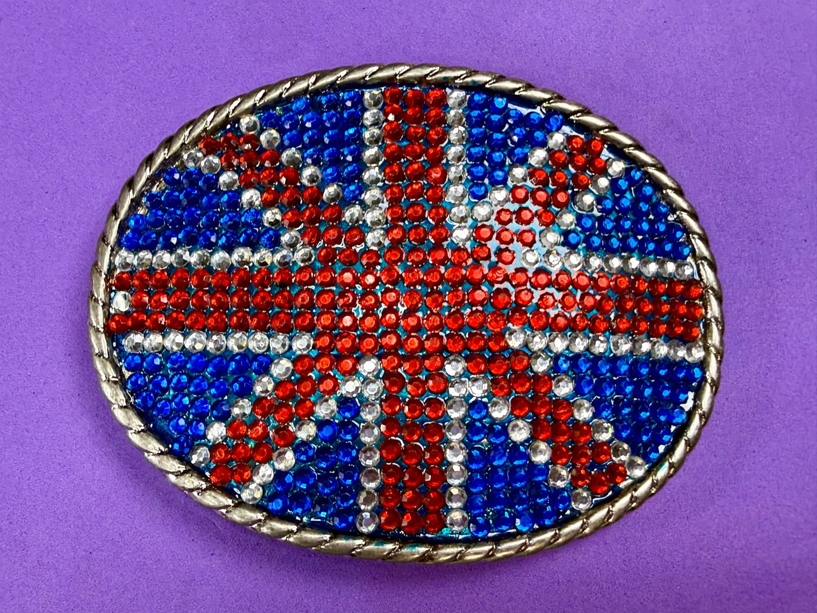 Union Jack UK British Flag Bling 80&rsquo;s Belt Buckle – Missing Rhinestone