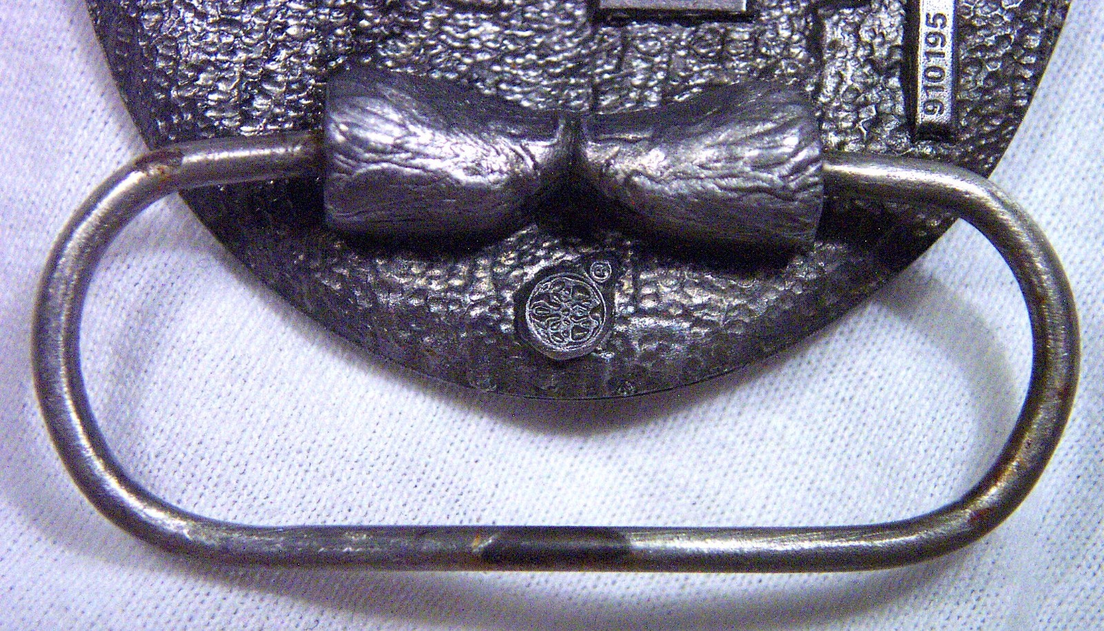 New Rare 1991 Denver BRONCOS NFL Belt Buckle – Limited Edition #2451 of 10,000