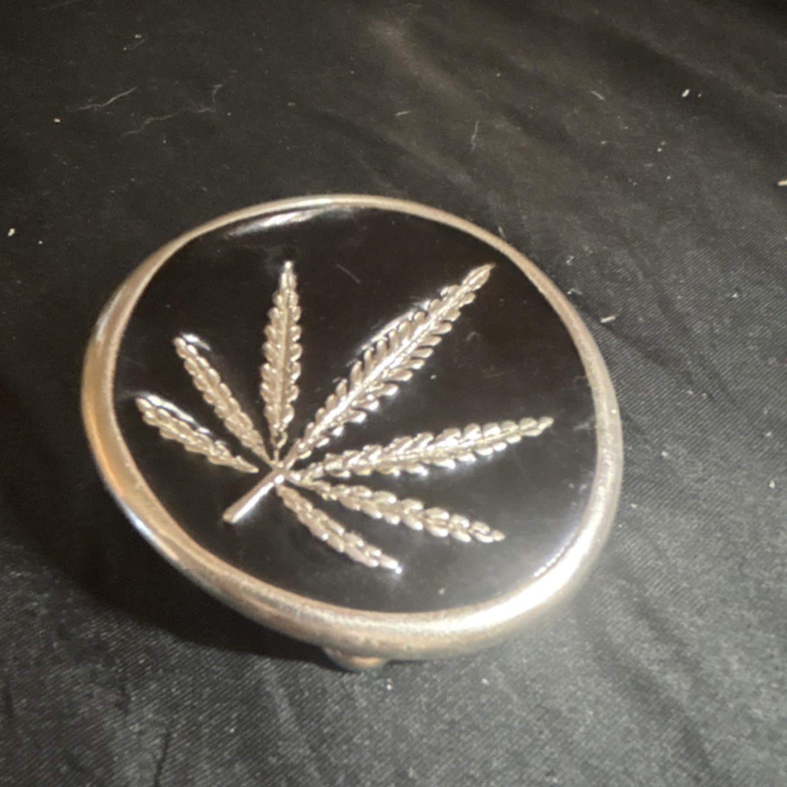 Black Silver Round Metal Cannabis Leaf Design Men&rsquo;s Western Belt Buckle Novelty