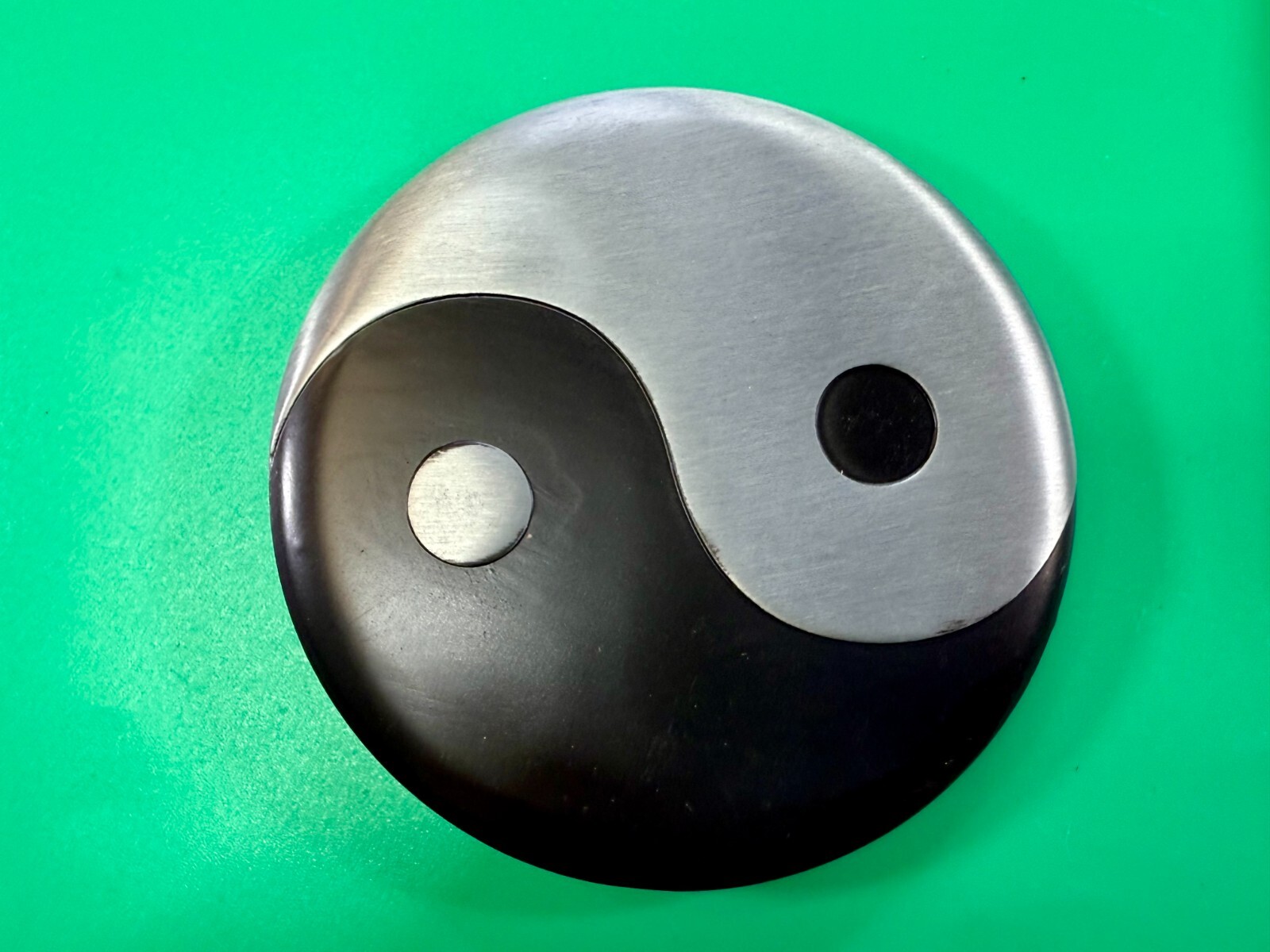 Yin Yang Symbol Chinese Philosophy Duality New Grey & Black Color Belt Buckle