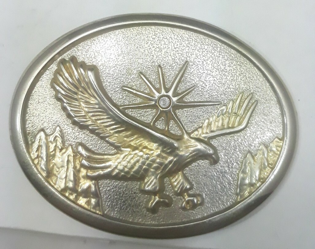 Eagle Belt Buckle 70s Gold Western Bird Wings Bird Cowboy Hawk Oval