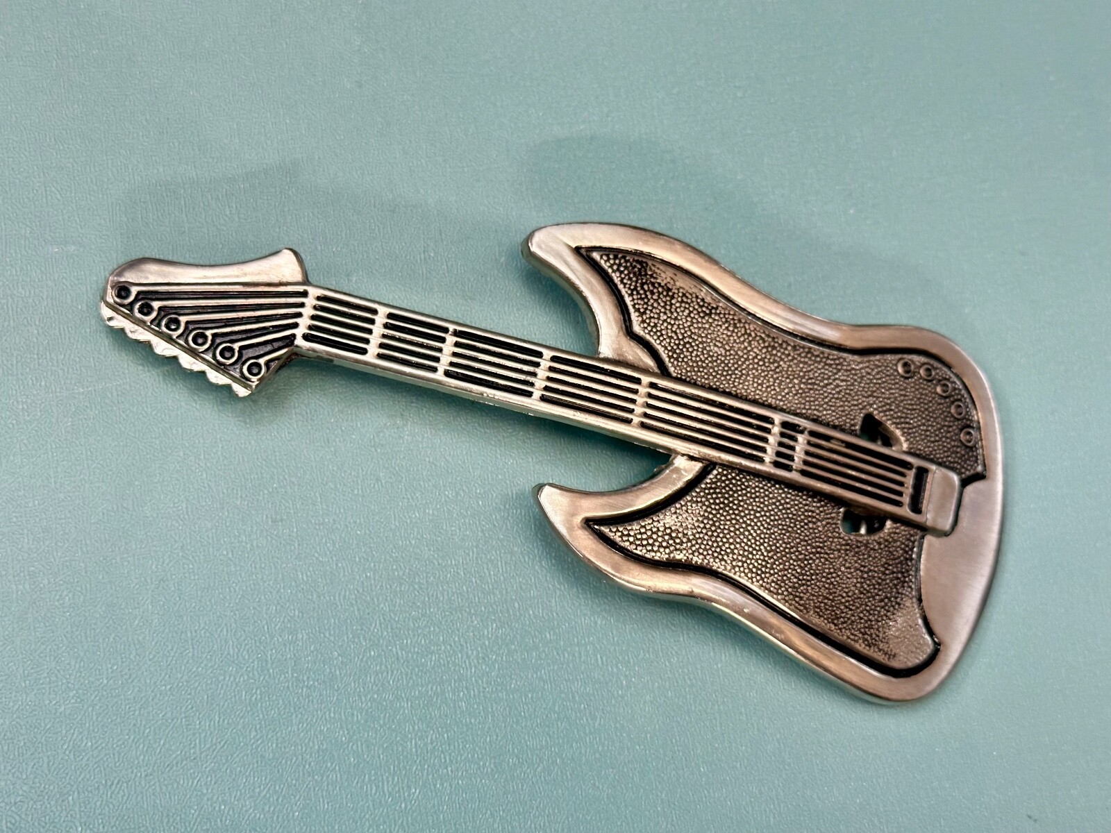 Electric Rock Guitar – Music Band – Different Cutout Vintage Belt Buckle