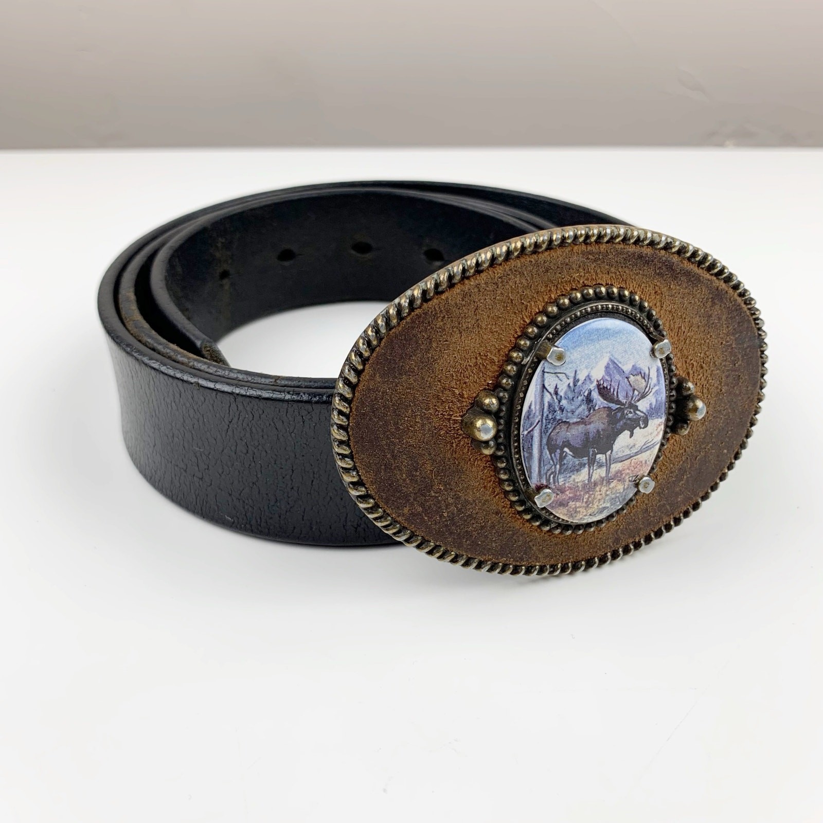 Artistic Impressions Moose Belt Buckle Julie Zsupnik Porcelain Leather Belt L