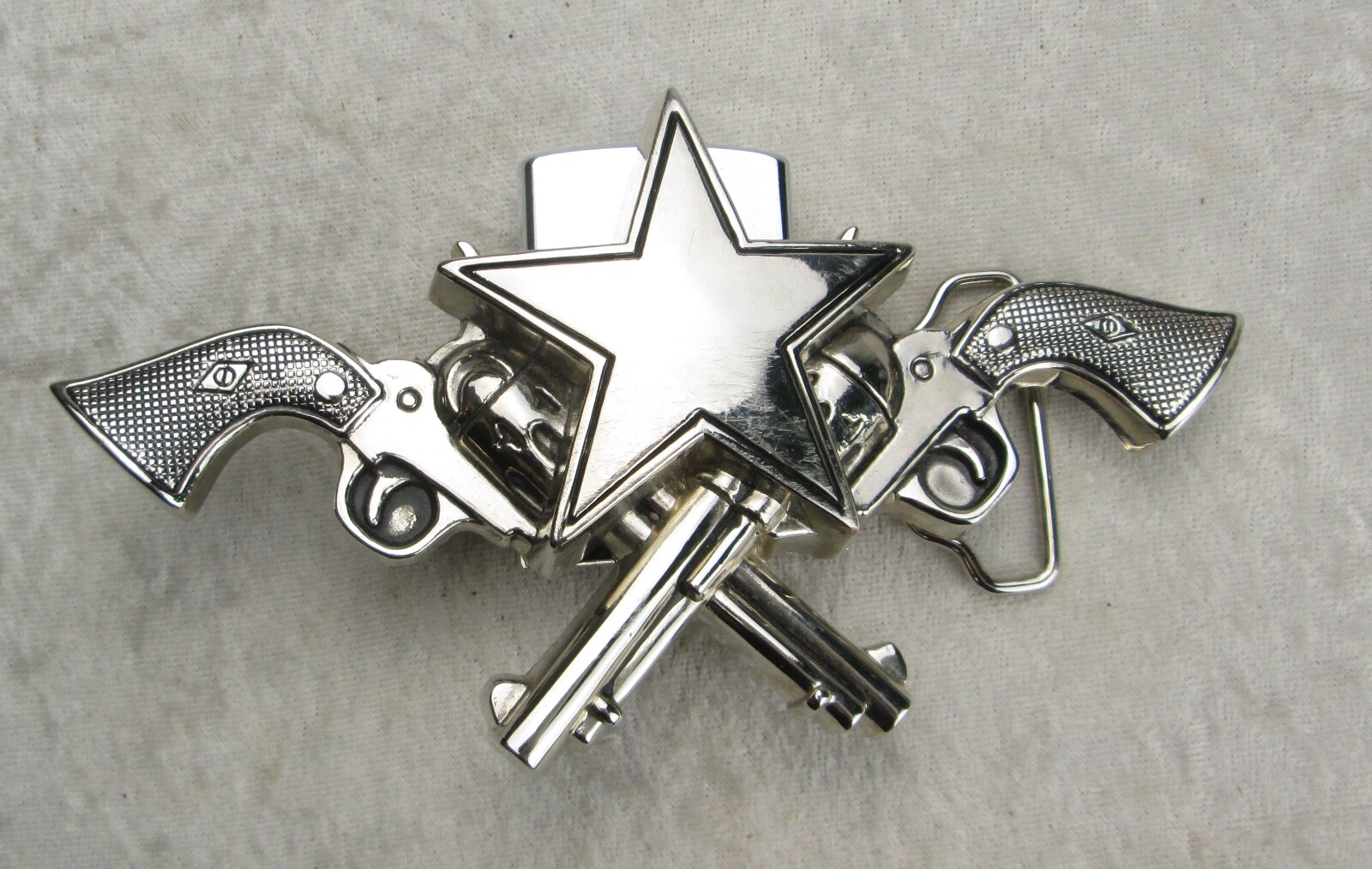 Rock Rebel 2 Revolvers 1 Star Belt Buckle Lighter Holder Pistols Buckle