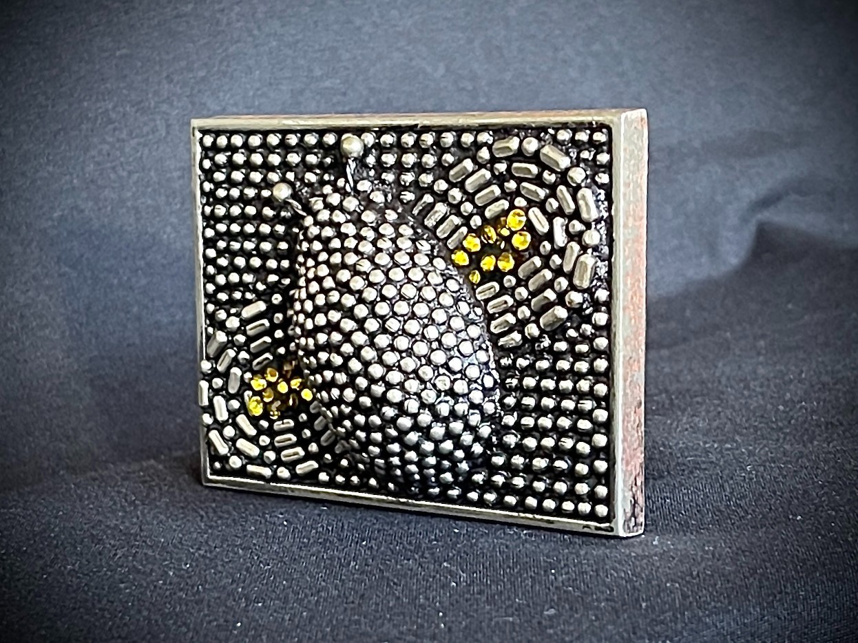 Art Belt Buckle Bee Crystal Beaded Mosaic OOAK 2007-2009 Darren McNeese