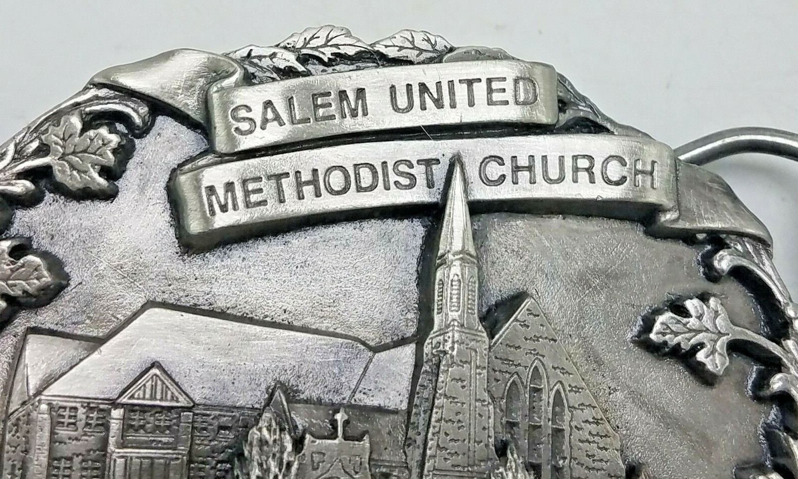 RARE 1986 Salem United Methodist Church Belt Buckle Newton, KS w Stand 255/500