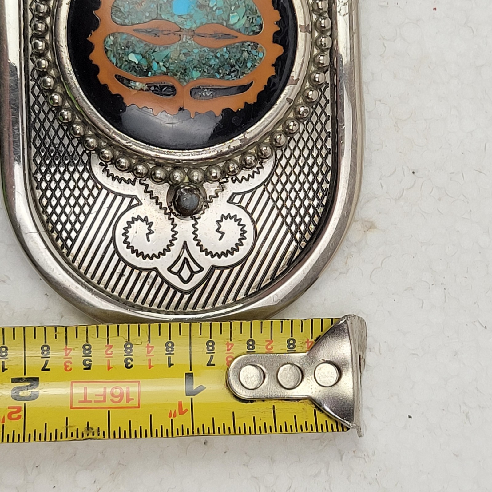 Belt Buckle Unisex_ Chrome Oval With Woodgrain Front With Encased Turquoise Size