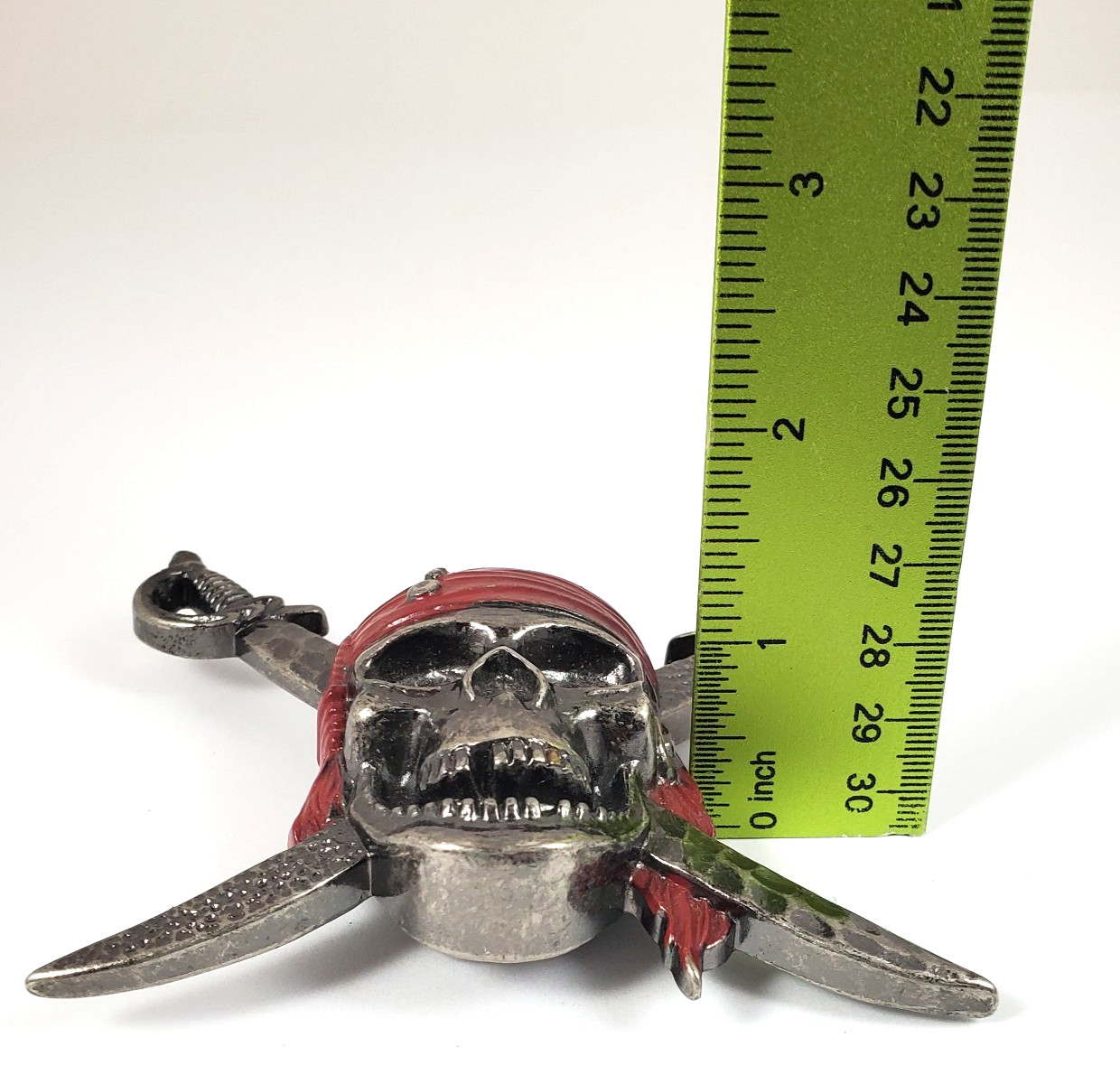 Disney Pirates of the Caribbean Enameled Skull & Crossed Swords Belt Buckle