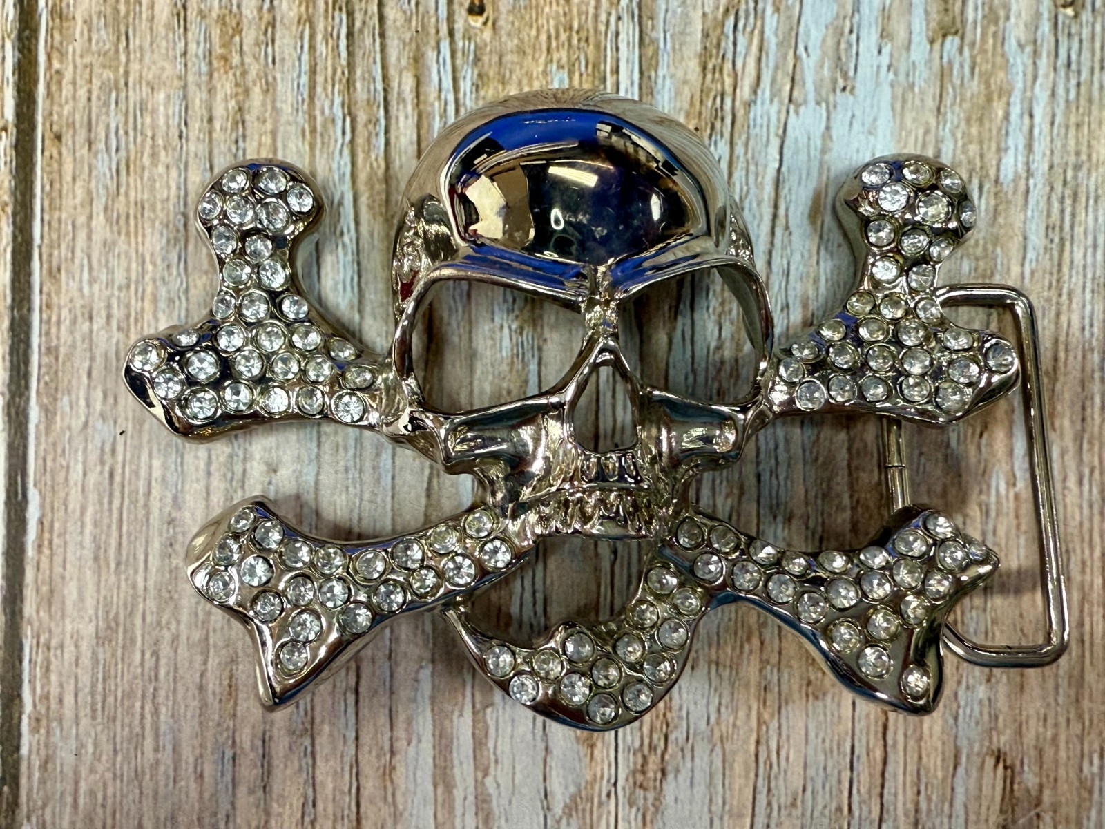 Skull and Crossbones – Clear Rhinestone Covered Cutout Gothic Punk Belt Buckle