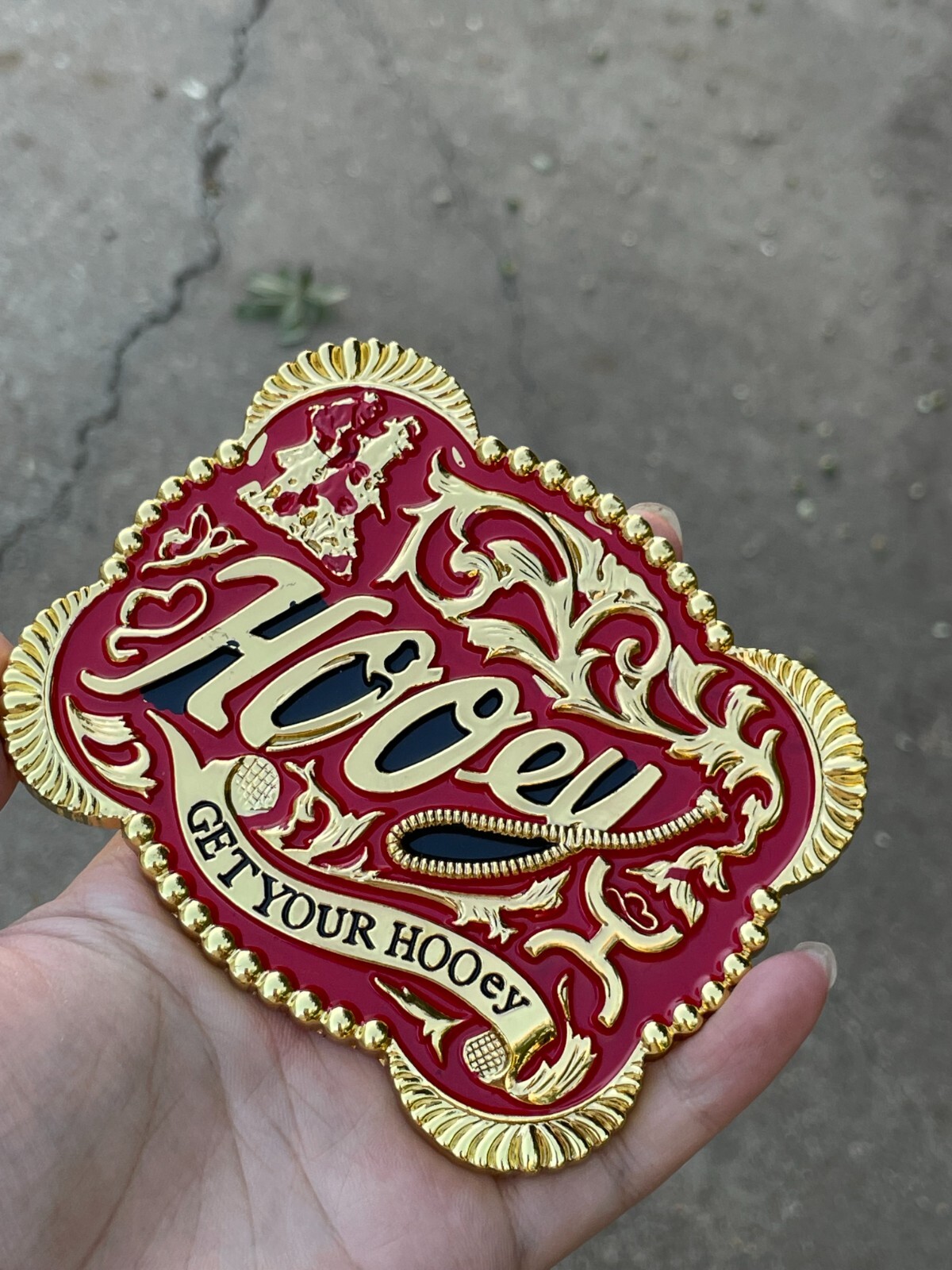 Western Buckle Gold Red Cowboy Rodeo 4.5 »x3.5 » Hooey Buckle 2 »Hebilla Vaquero