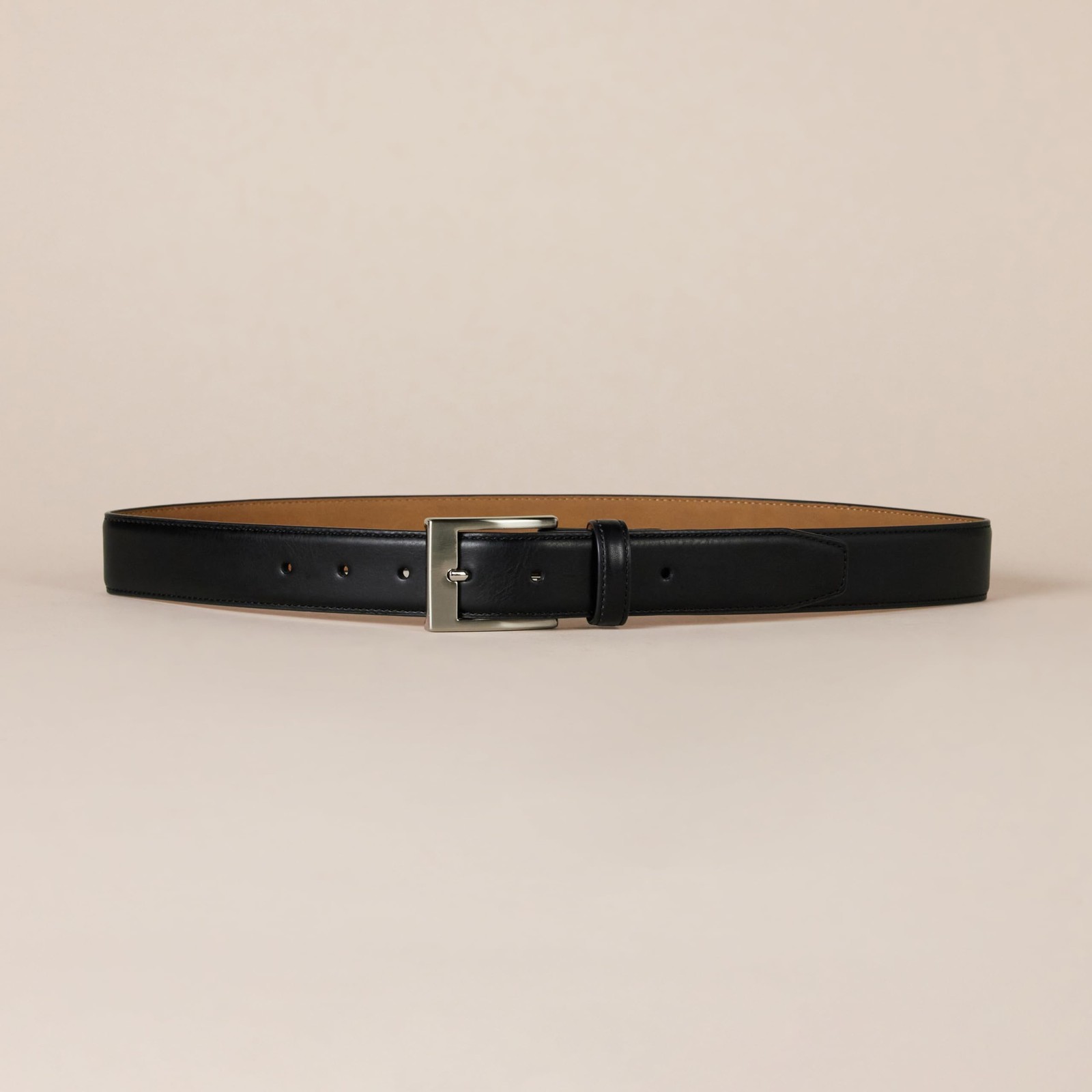 Amazon Essentials Men&rsquo;s Leather Belt with Metal Buckle, Classic 36, Black
