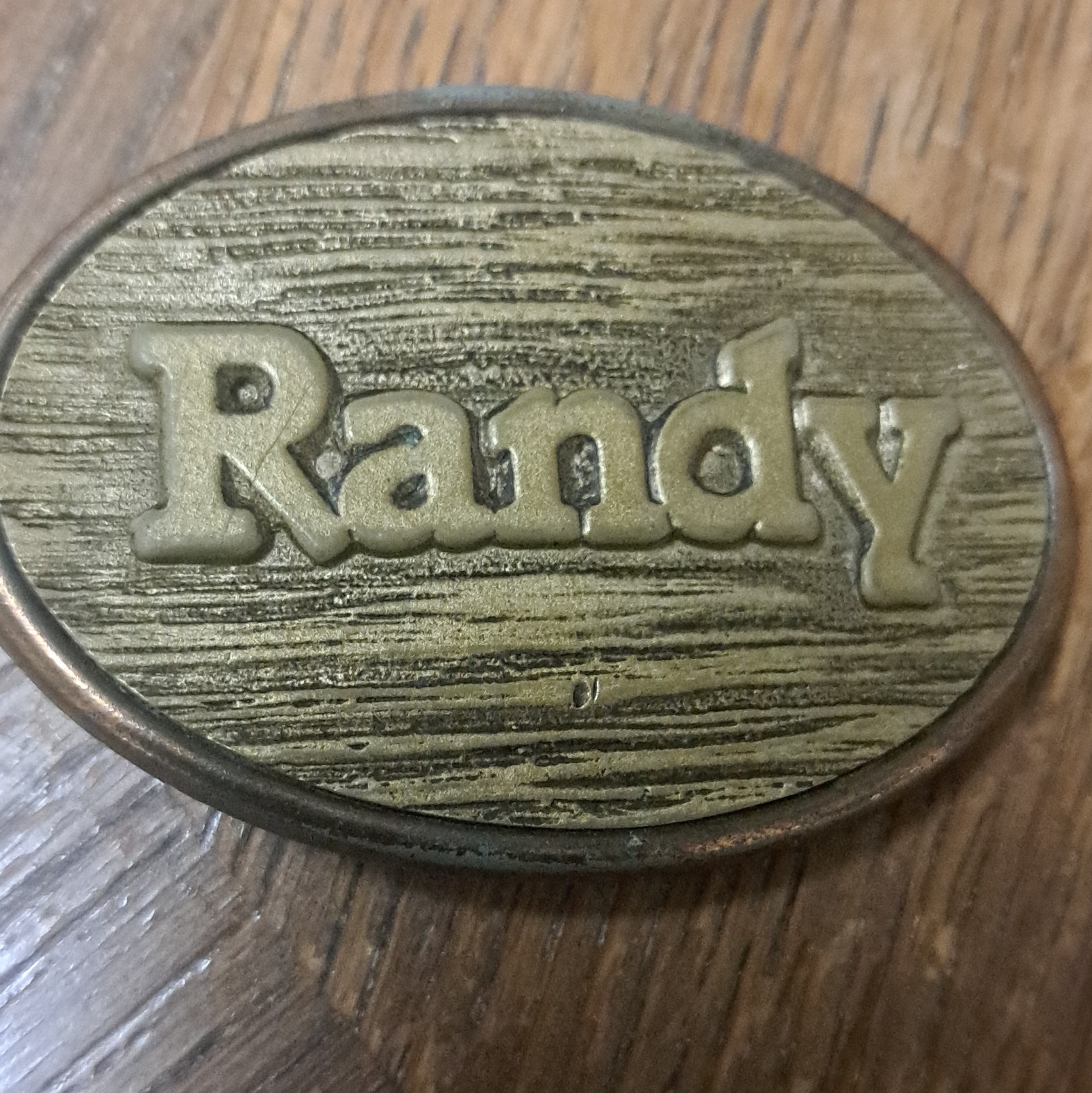 Oden USA Gold Tone Oval Western Belt Buckle Men 1.5&Prime; Woodgrain “Randy”