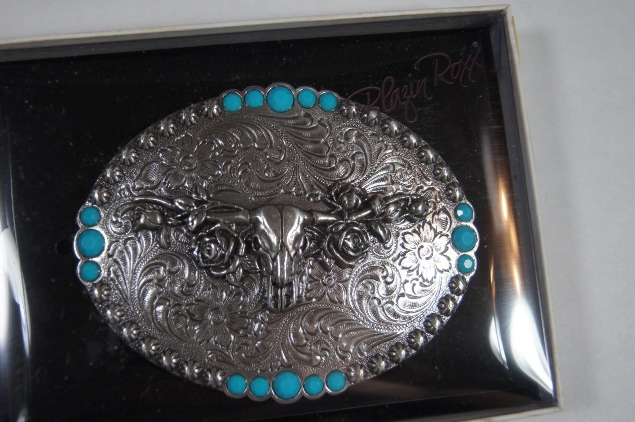 Blazin Roxx Western Oval Longhorn Roses Buckle Silver belt buckle 37959