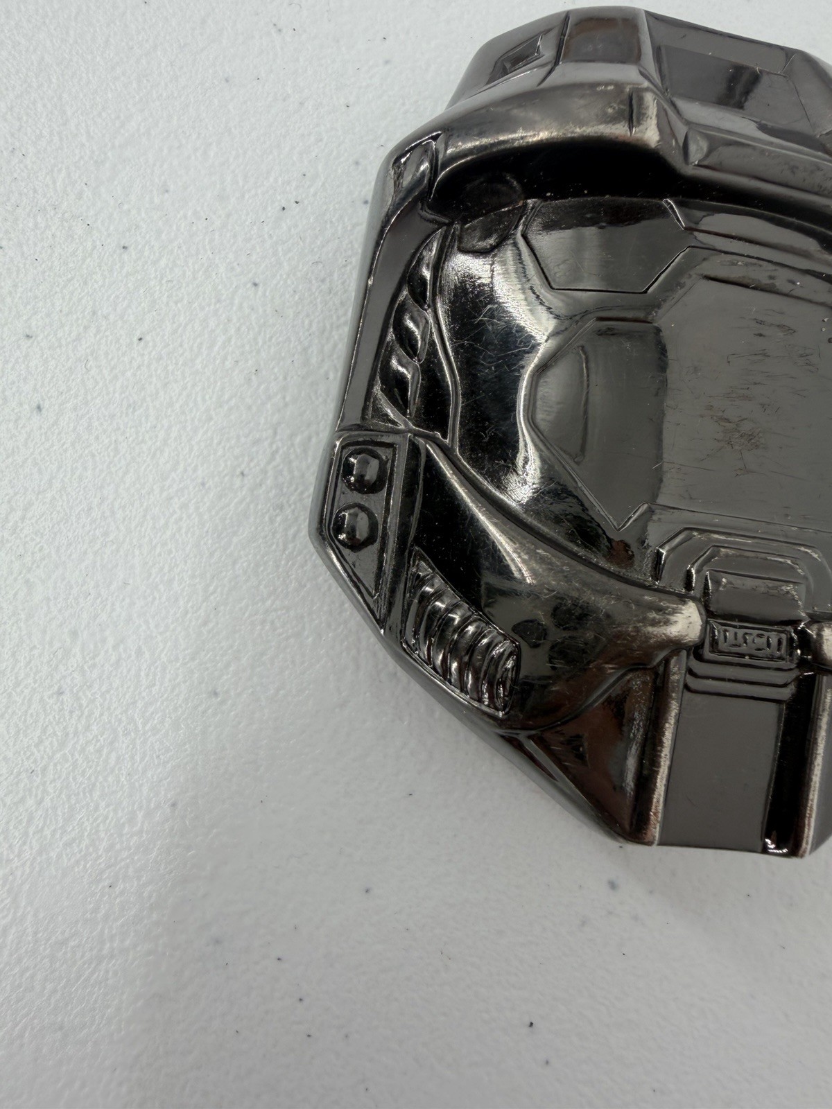 Halo 3 Belt Buckle Hot Topic Bioworld Merchandising Bungie Xbox 360 from 2008