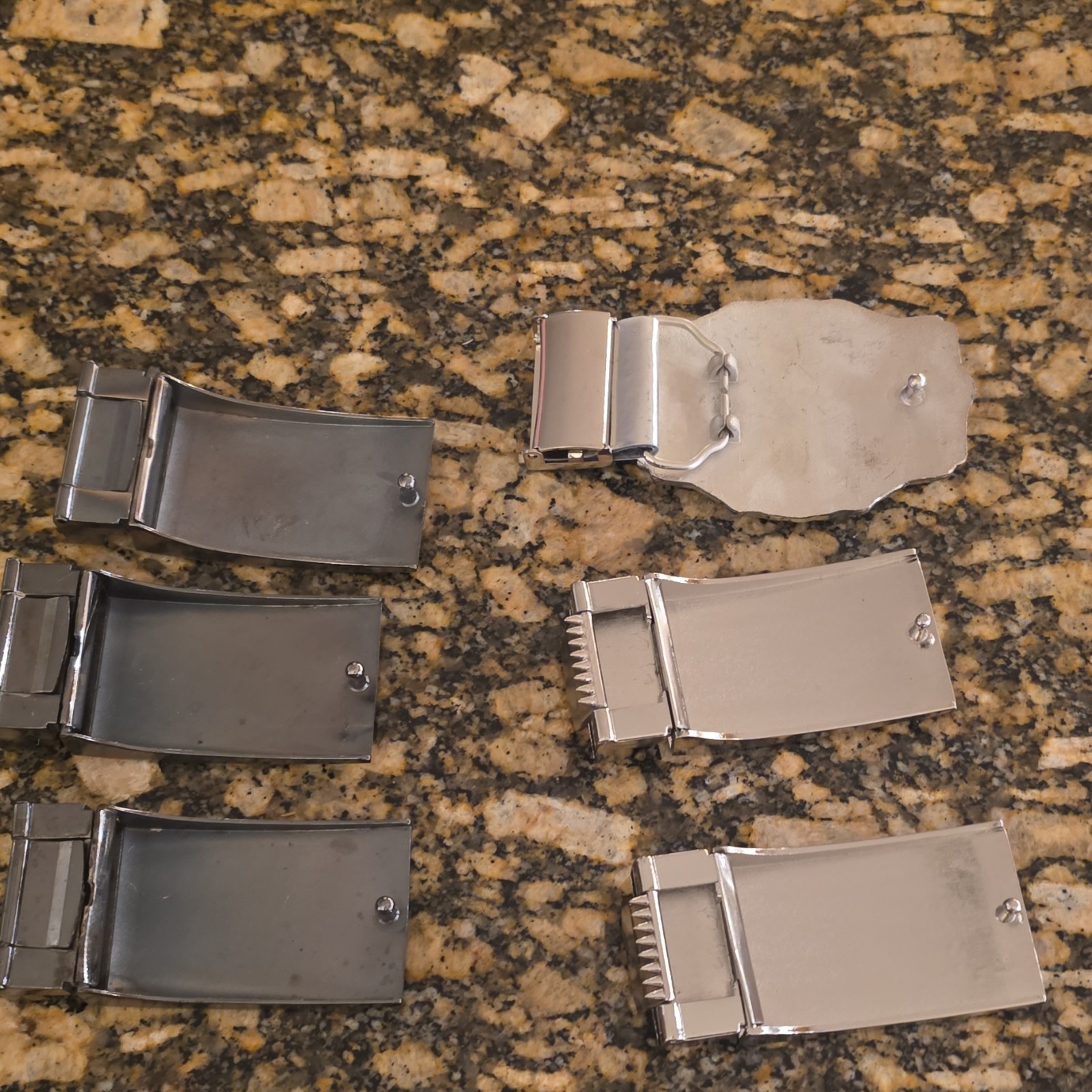 Men&rsquo;s Silver Metal Belt Buckles Lot of 6 Eagle Patriotic Fits 1.5 in
