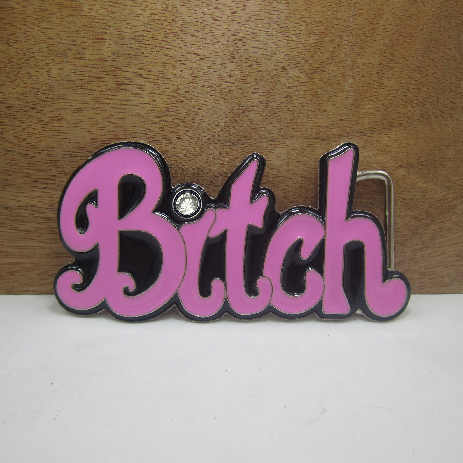 Pink « Bi*tch » Belt Buckle – Western Cowboys Belt Buckle for Mens Womens