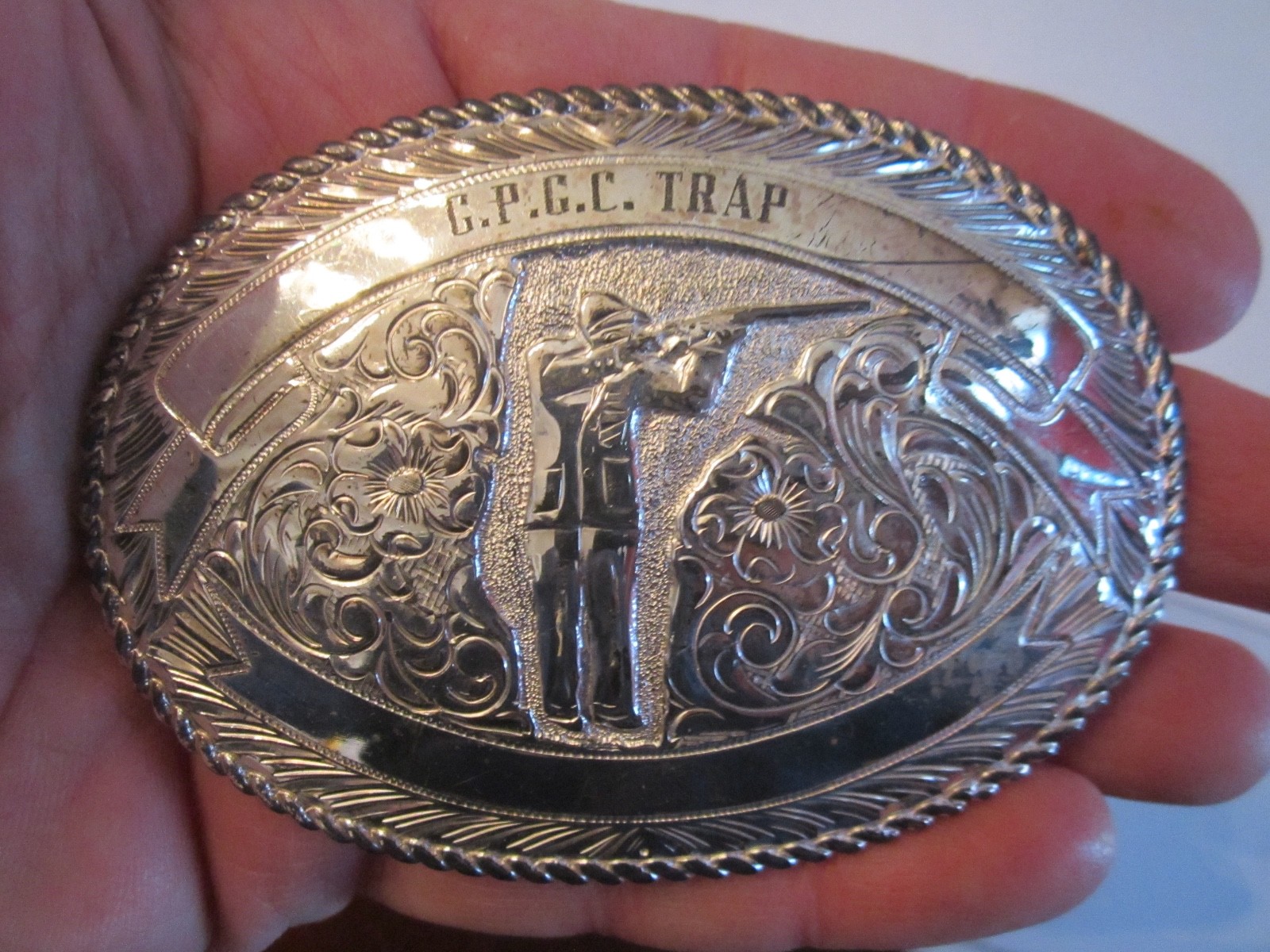 VTG G.P.C.P. TRAP SHOOTING 1ST PRIZE BUCKLE – CRUMRINE – 3 3/4&Prime; X 2 5/8&Prime; BN-12