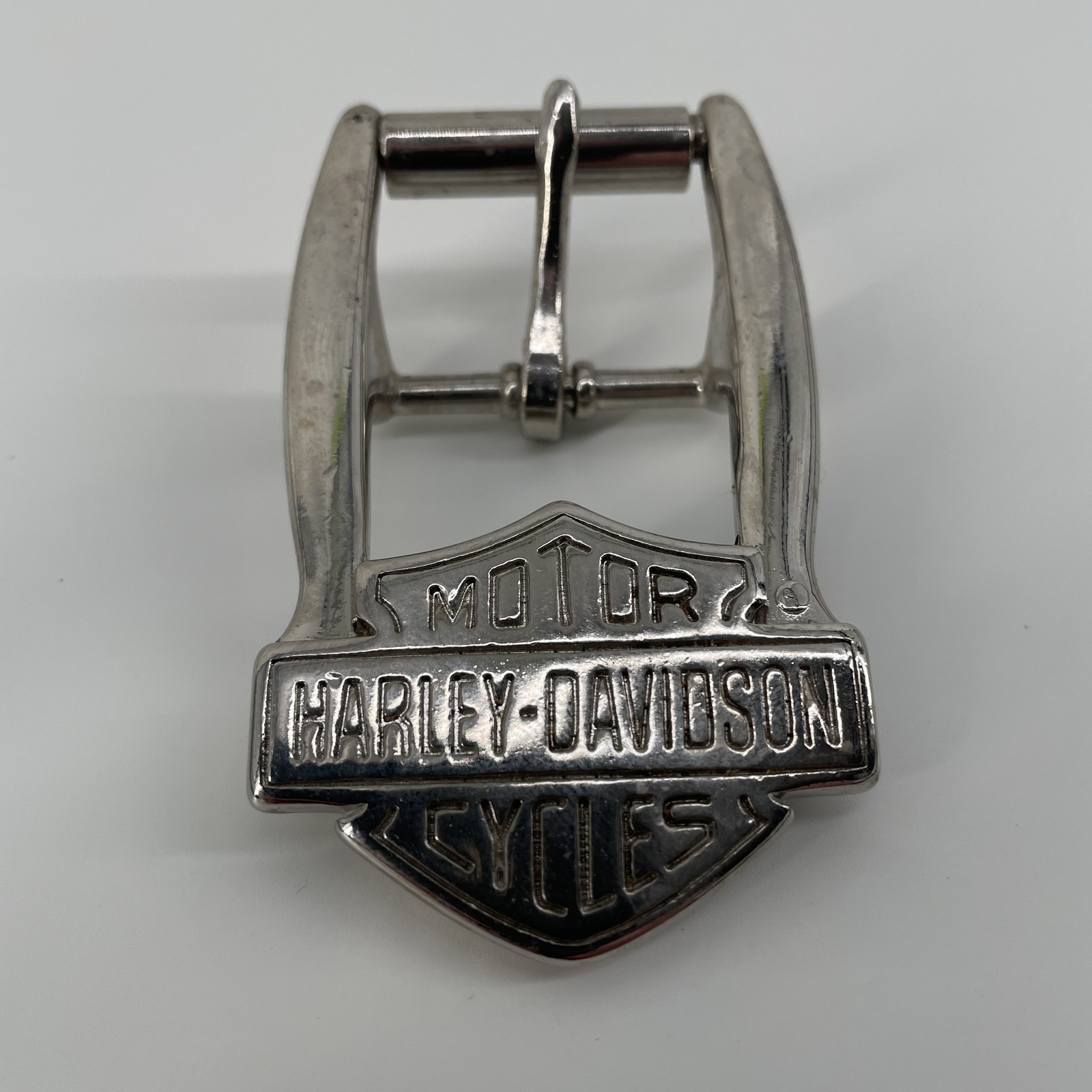 Harley-Davidson Belt Buckle Mens Silver Metal Shield Logo USA Motorcycles 2&Prime;x3&Prime;