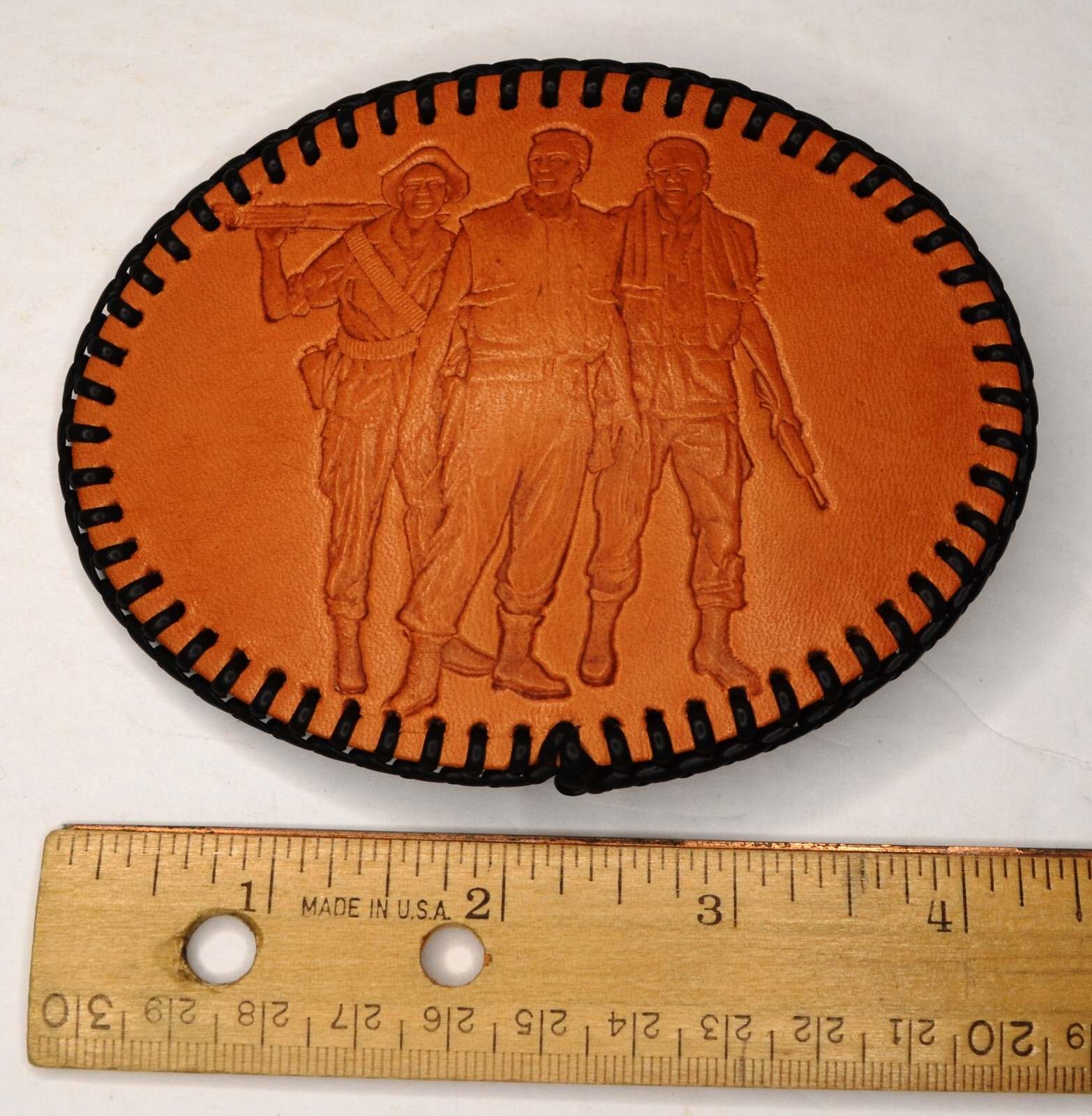 VIETNAM WAR MEMORIAL LEATHER BELT BUCKLE