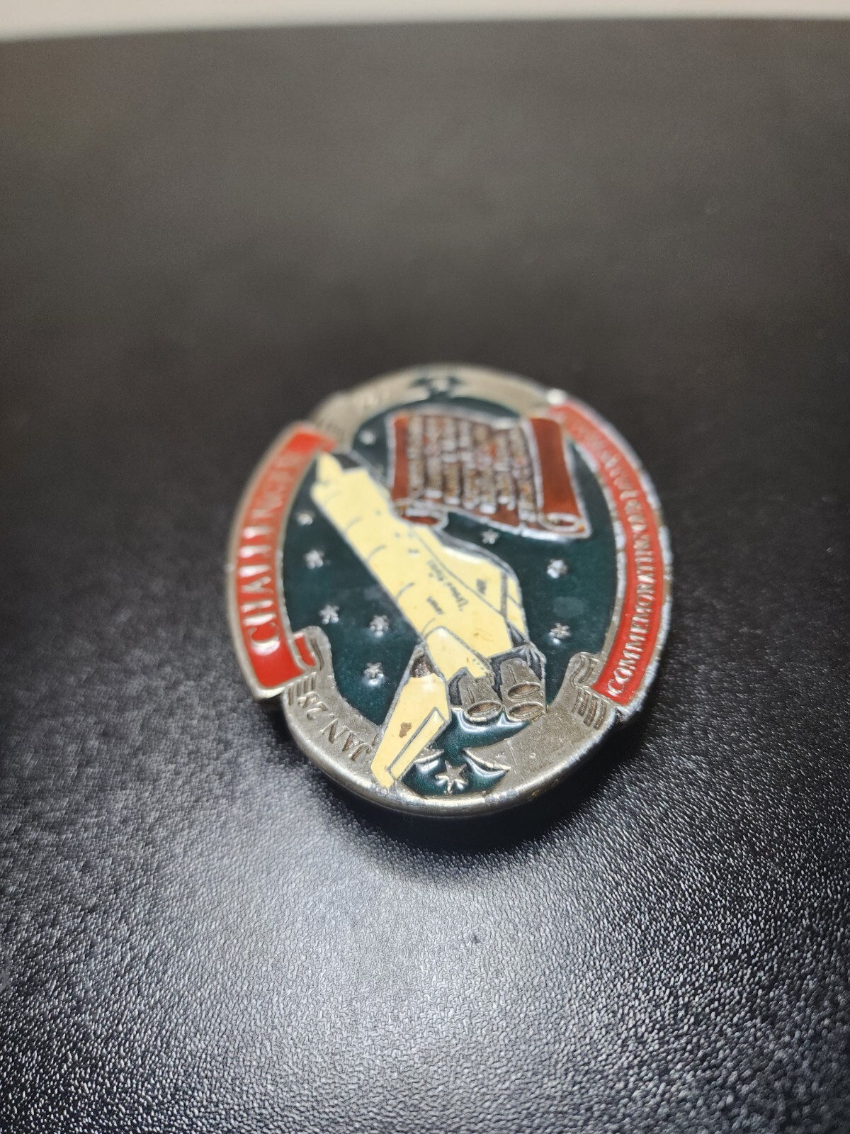 Vintage NASA Space Shuttle CHALLENGER Jan 28 1986 Commemorative Belt Buckle